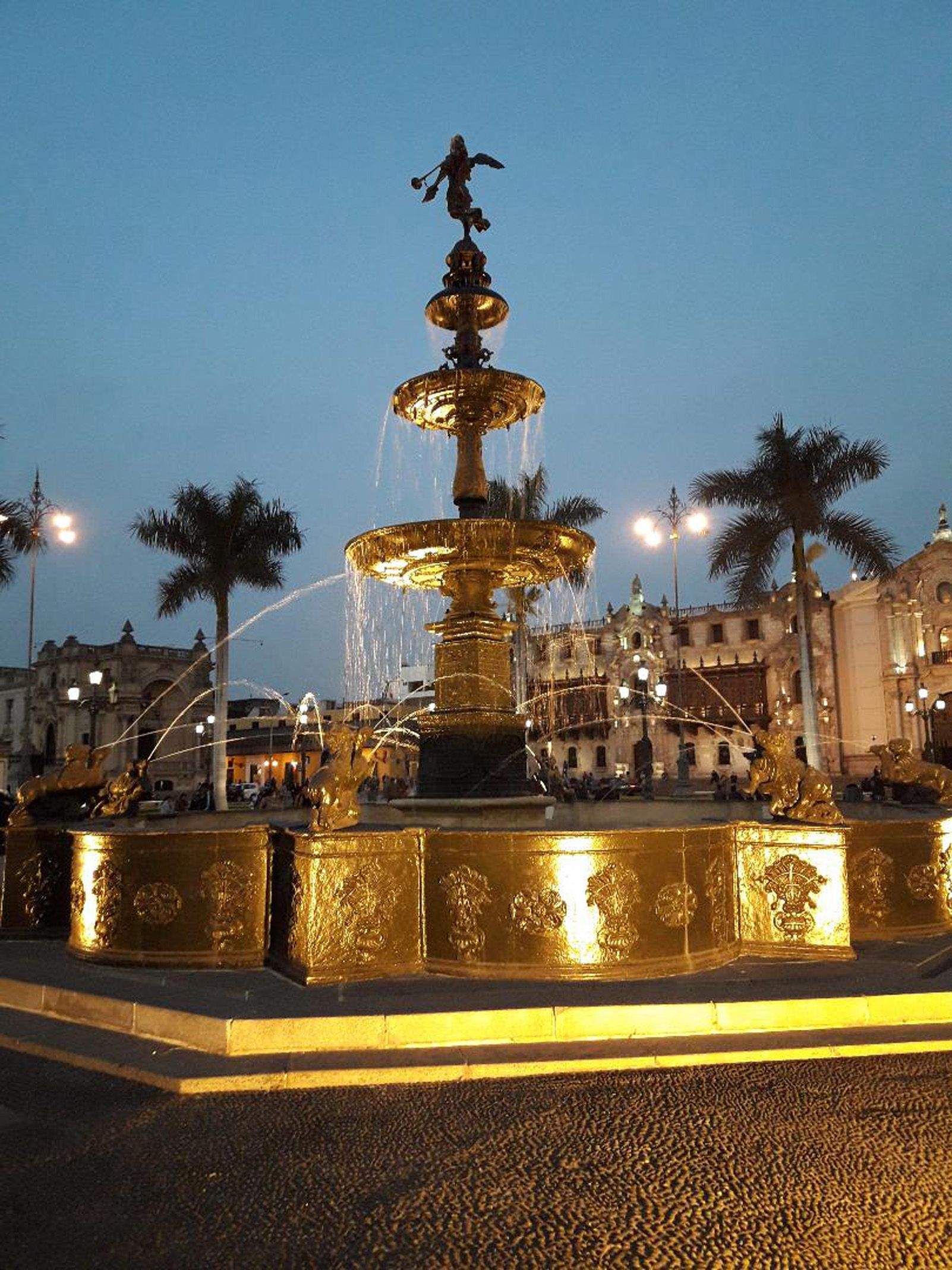 Marco Vega Galindo "Angel de la fama"