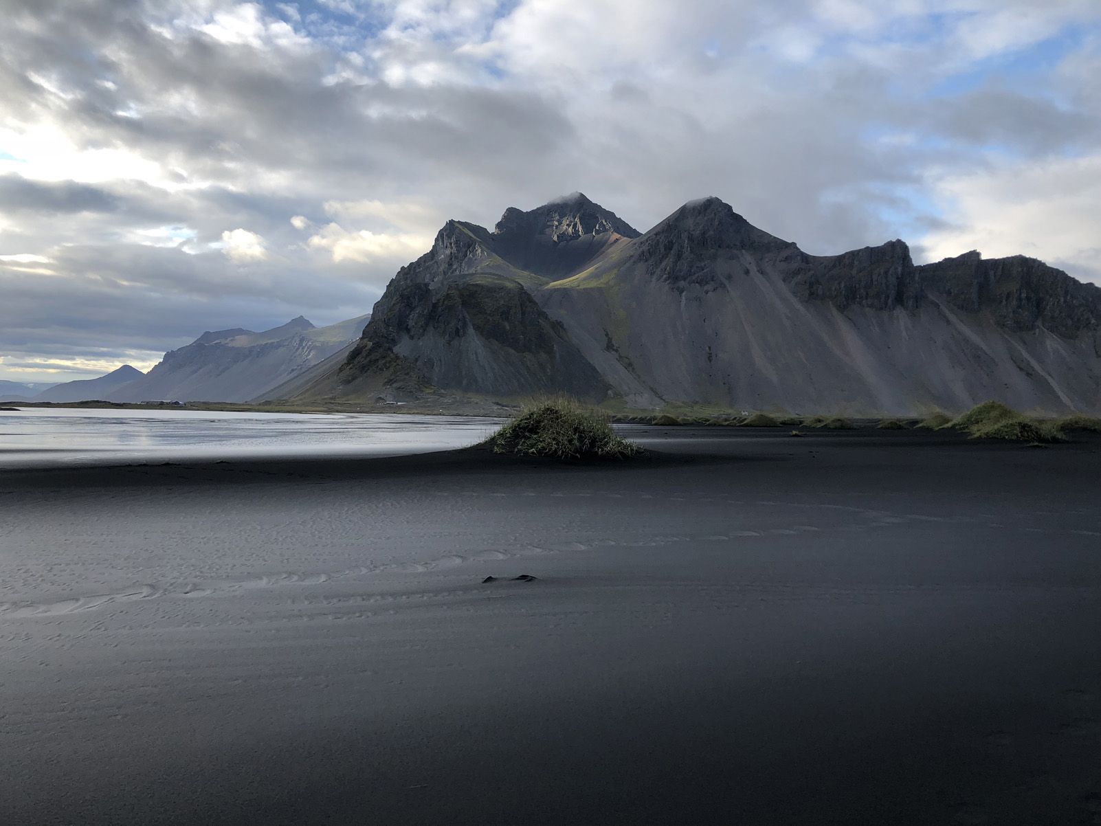 MARIANA KAHLO ALCALÁ "PEACE ON EARTH"