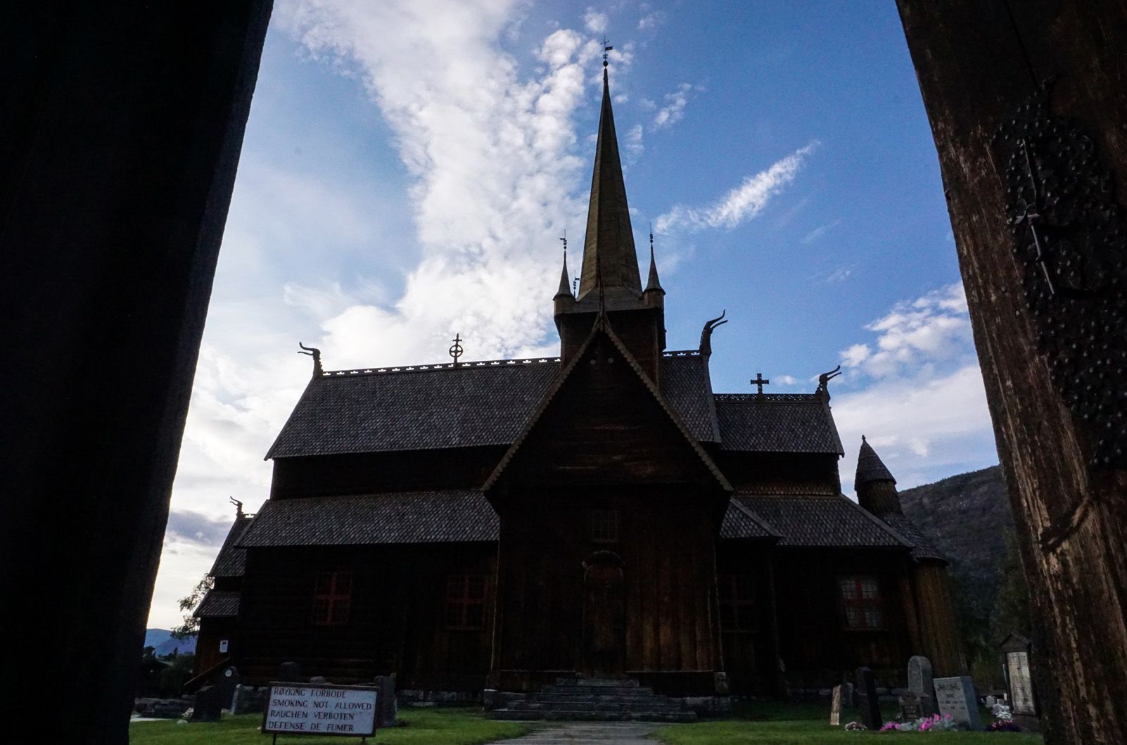 Paula Cros Marchena "Església de fusta de Lom"