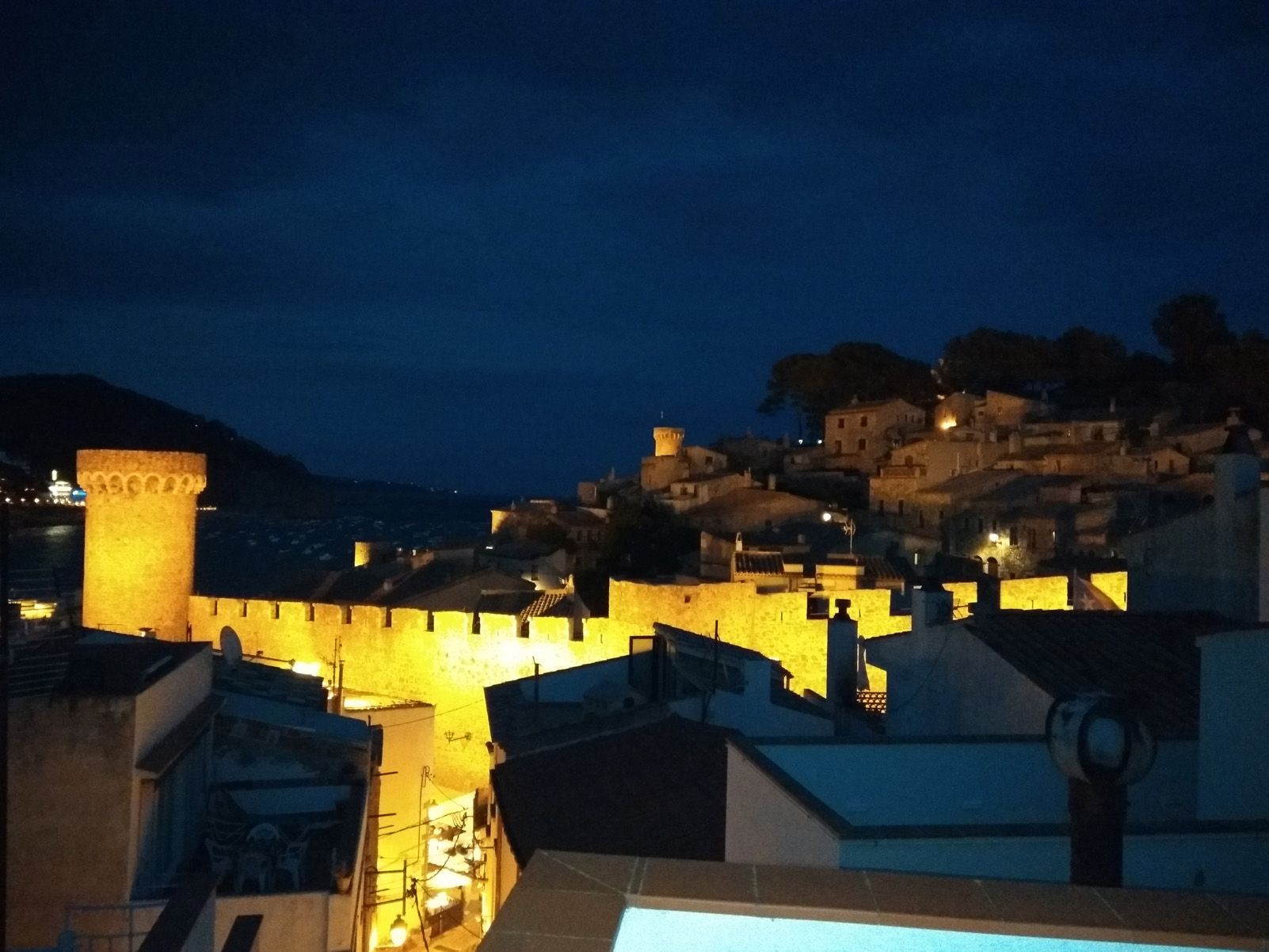 Xavier Araiz Pérez "MURALLA DE TOSSA"