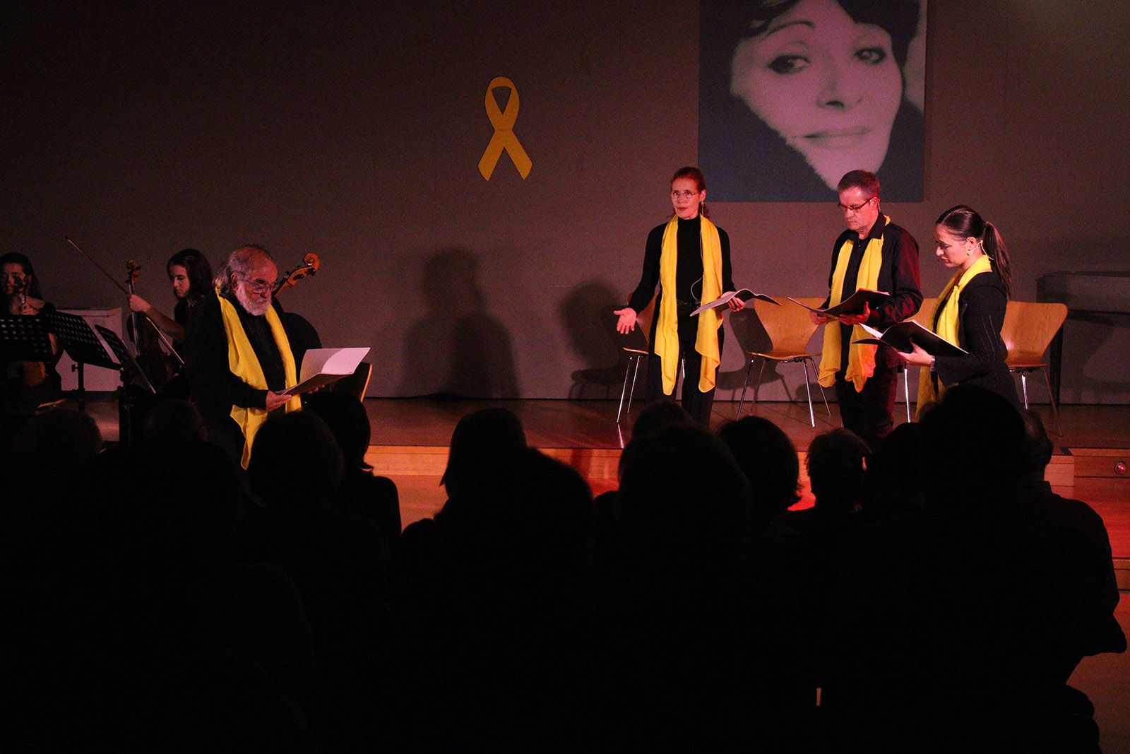"Per Nadal fem el poema" a l'Escola de música. Foto: Lali Álvarez