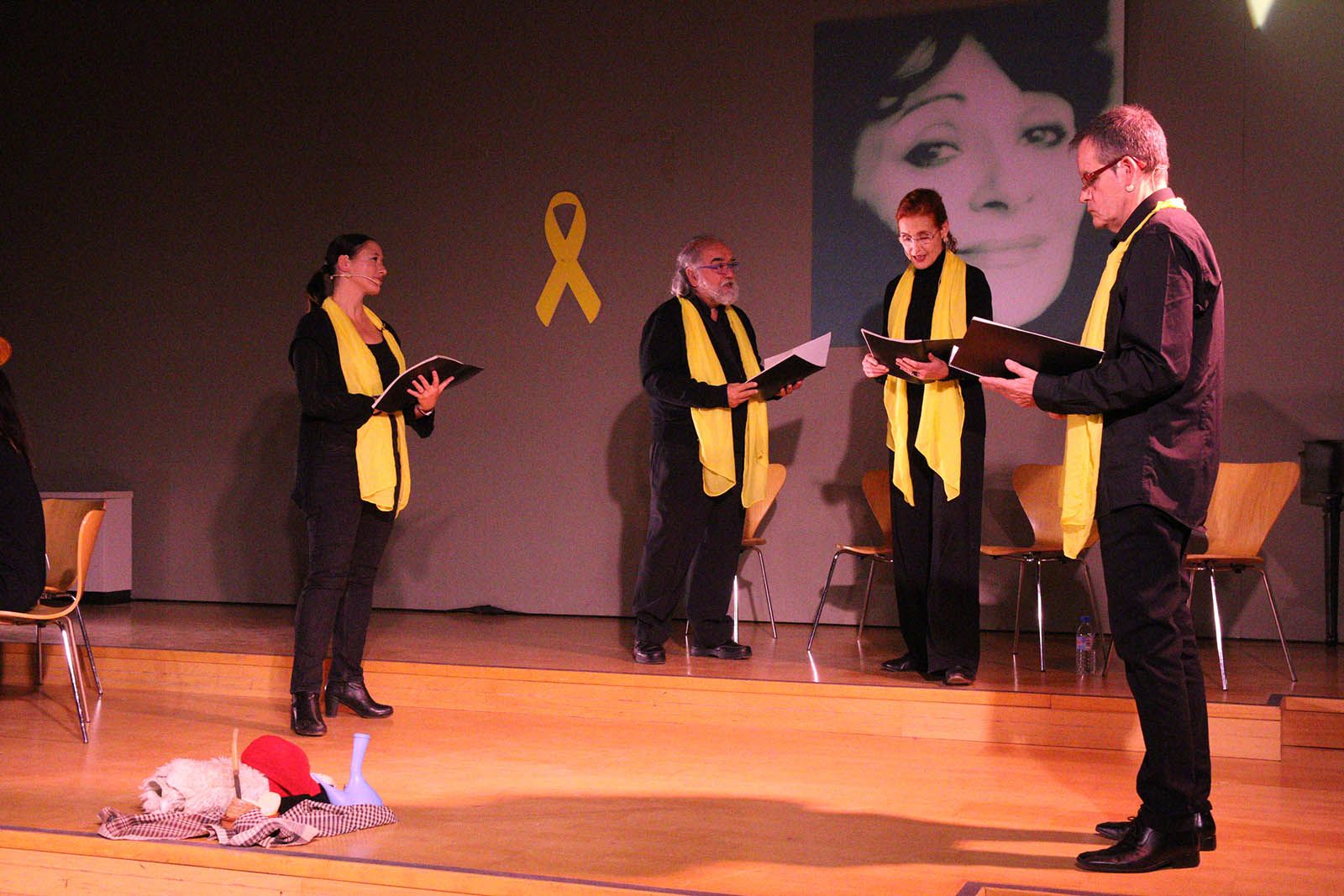 "Per Nadal fem el poema" a l'Escola de música. Foto: Lali Álvarez