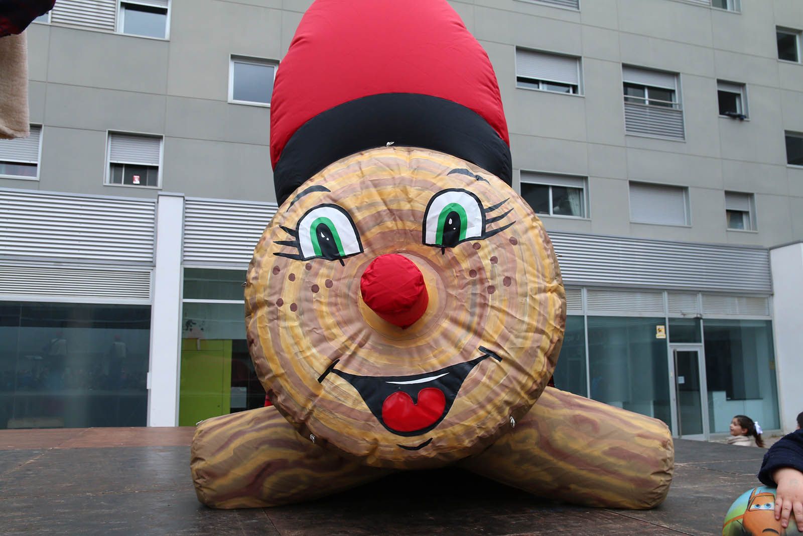 El Caga Tió a Volpelleres. Foto: Lali Álvarez