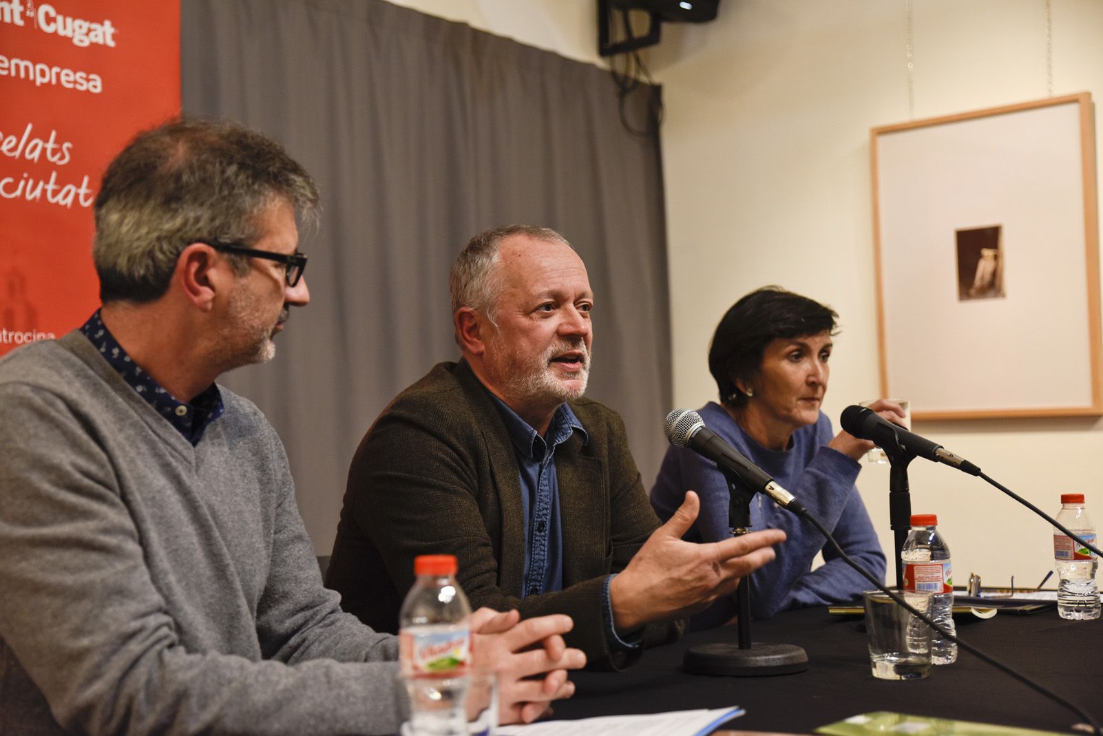 Josep Amorós durant la presentació de 'Selfies, tigres i miralls' a Sant Cugat. FOTO: Bernat Millet