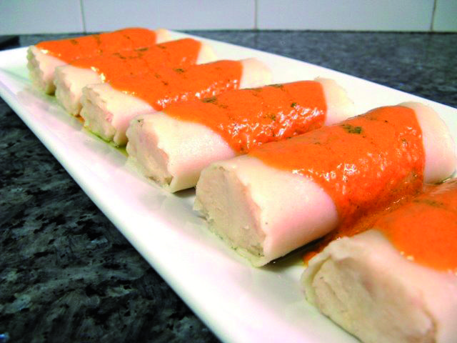 Amb salsa de pebrots FOTO: Cedida