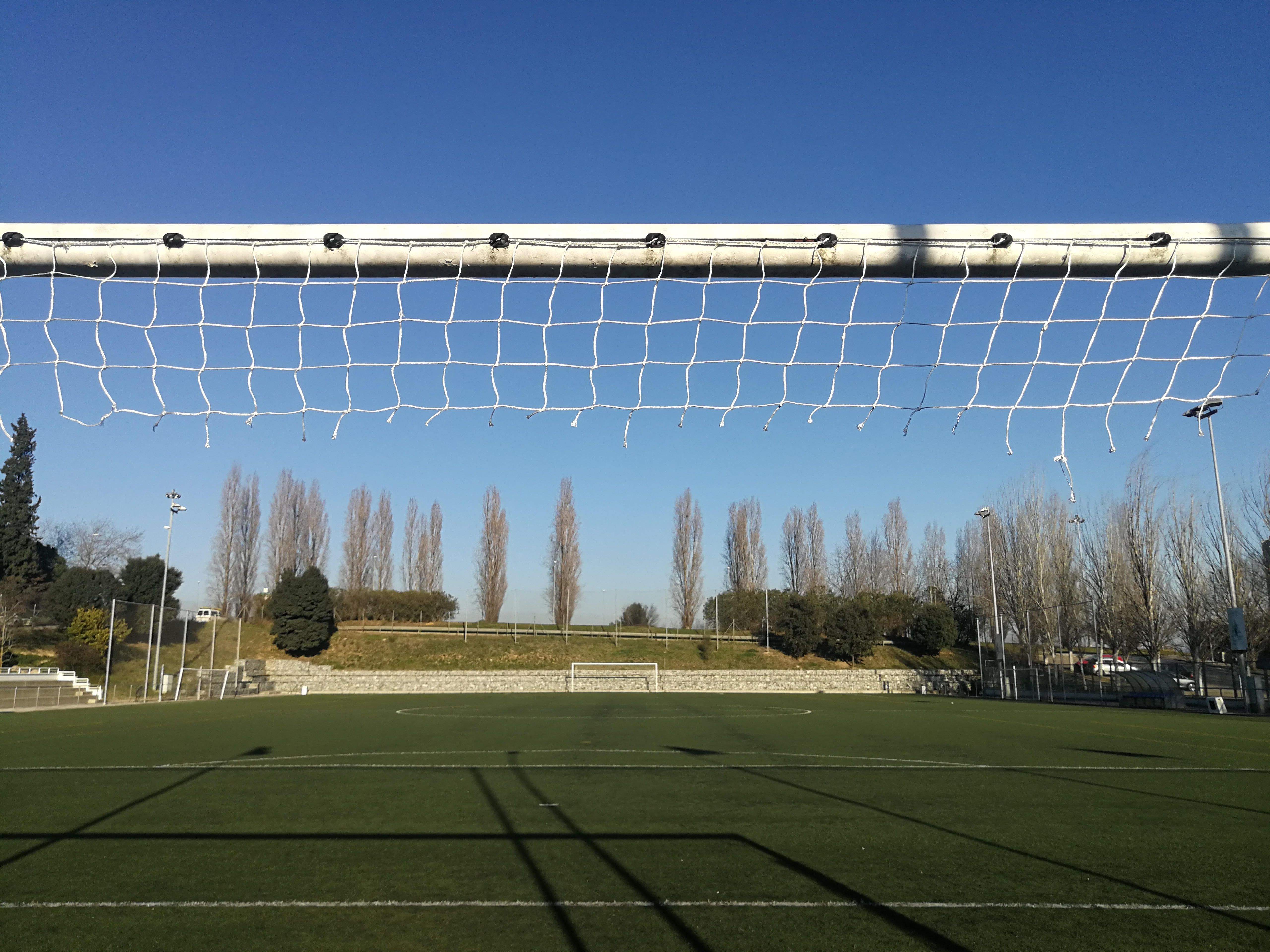 Estat de les porteries de la Penya Blaugrana. FOTO: Bernat Millet