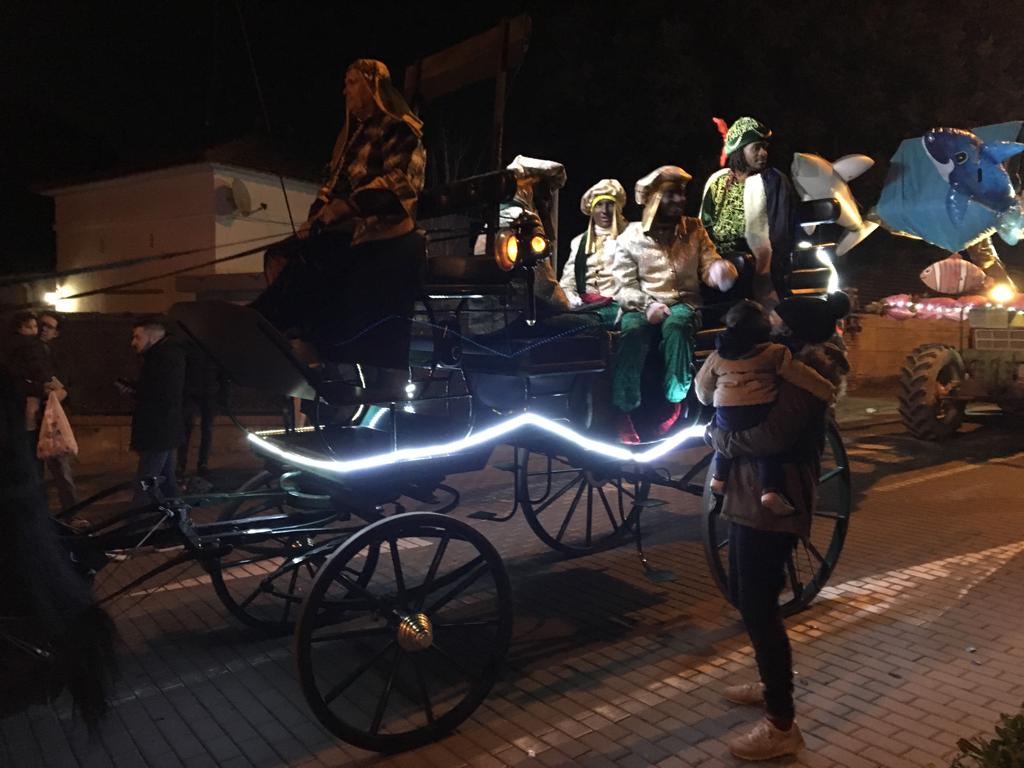 Els Reis d'Orient visiten Valldoreix. FOTO: Paula Galván