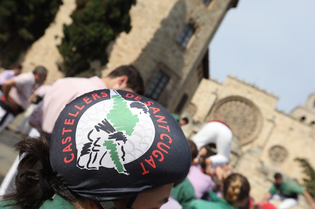 Els Gausacs mostren el seu suport a les famílies de les víctimes al Perú. FOTO: Lali Puig