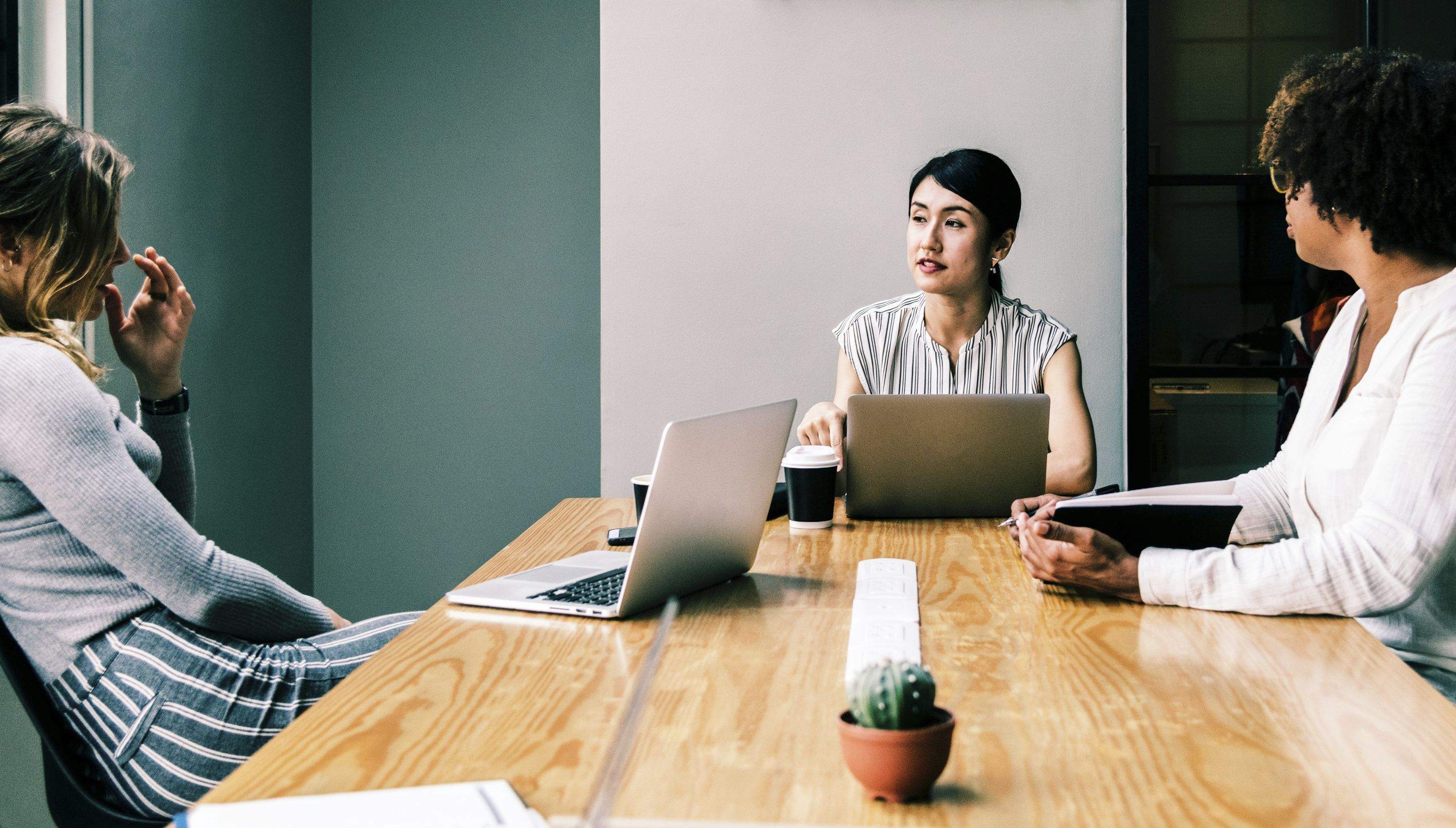 Demana una prova de nivell gratuïta, amb assessorament personalitzat, comença a millorar el teu nivell d'idiomes! FOTO: rawpixel / Unsplash