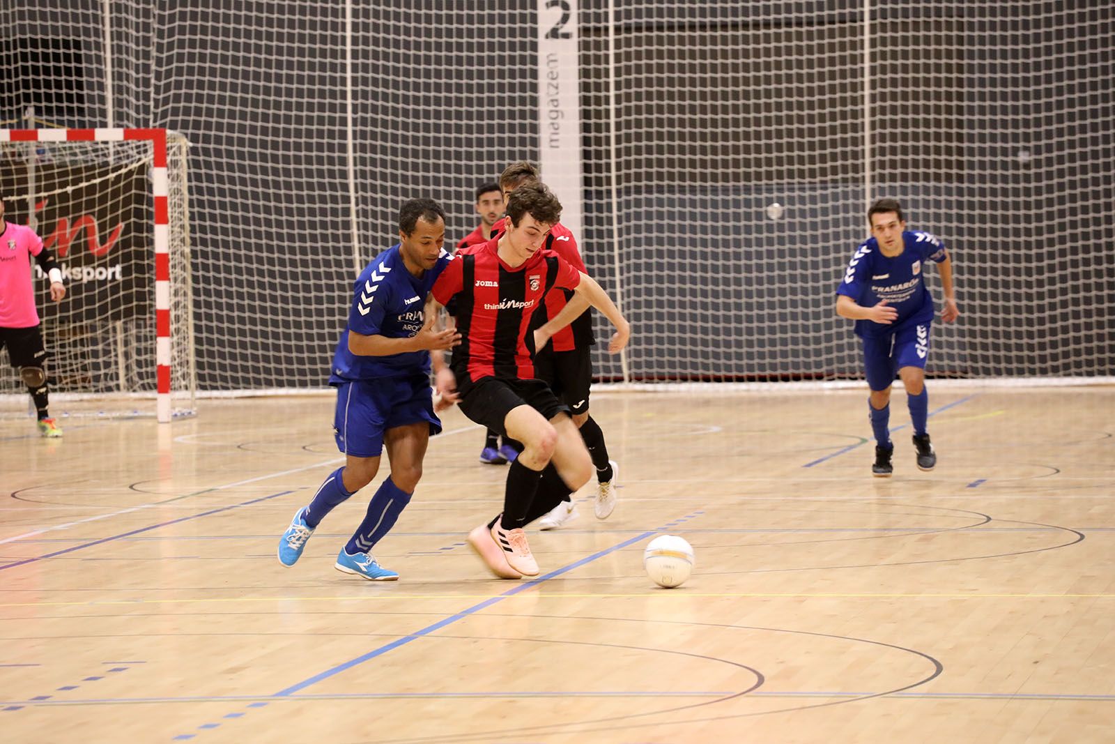 El Futbol Sala Sant Cugat ha guanyat el derbi a l'Olímpyc Floresta FS. FOTO: Lali Álvarez