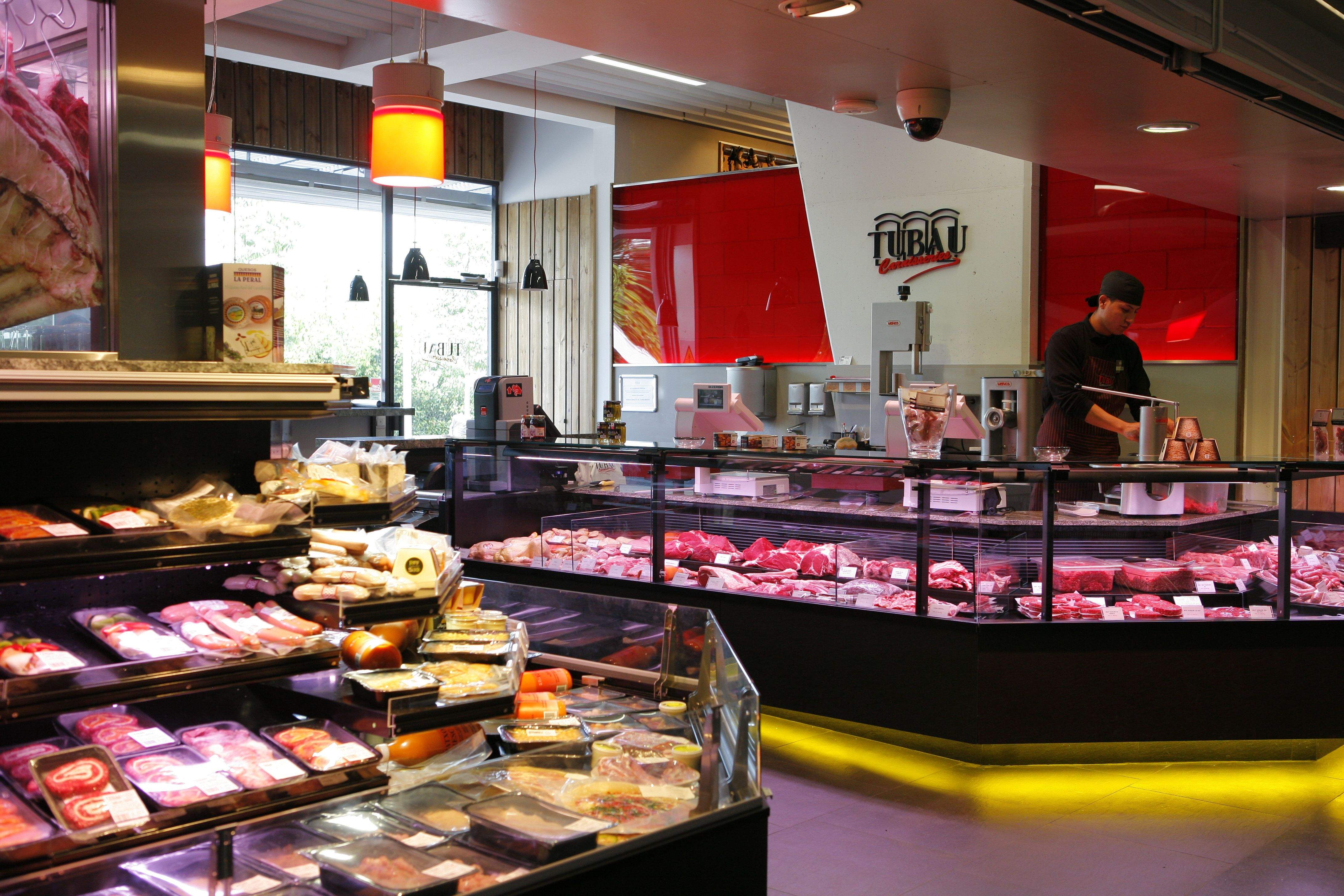 Carnisseries Tubau al Mira-sol Cente Comercial. FOTO: Arxiu