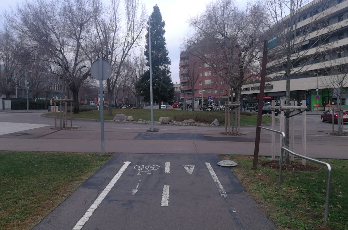 Carril bici a la rambla del Celler Sant Cugat FOTO: B.Millet