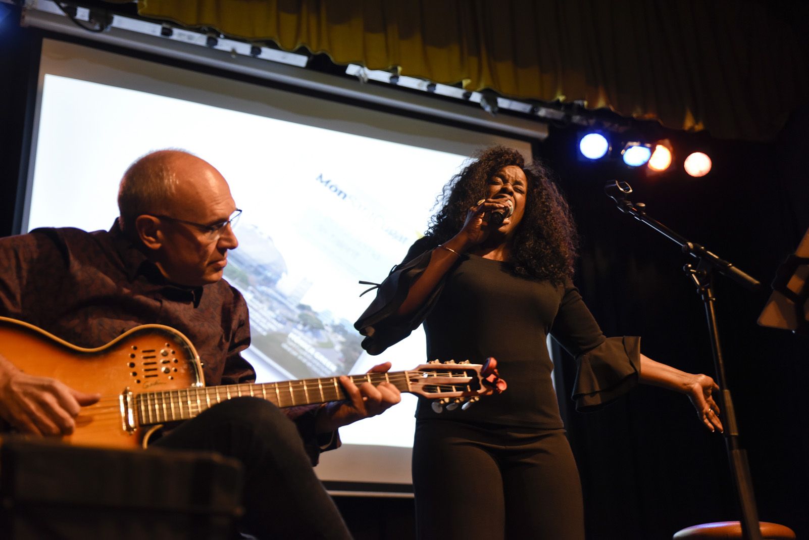 Presentació de la revista Món Sant Cugat. Foto: Bernat Millet.