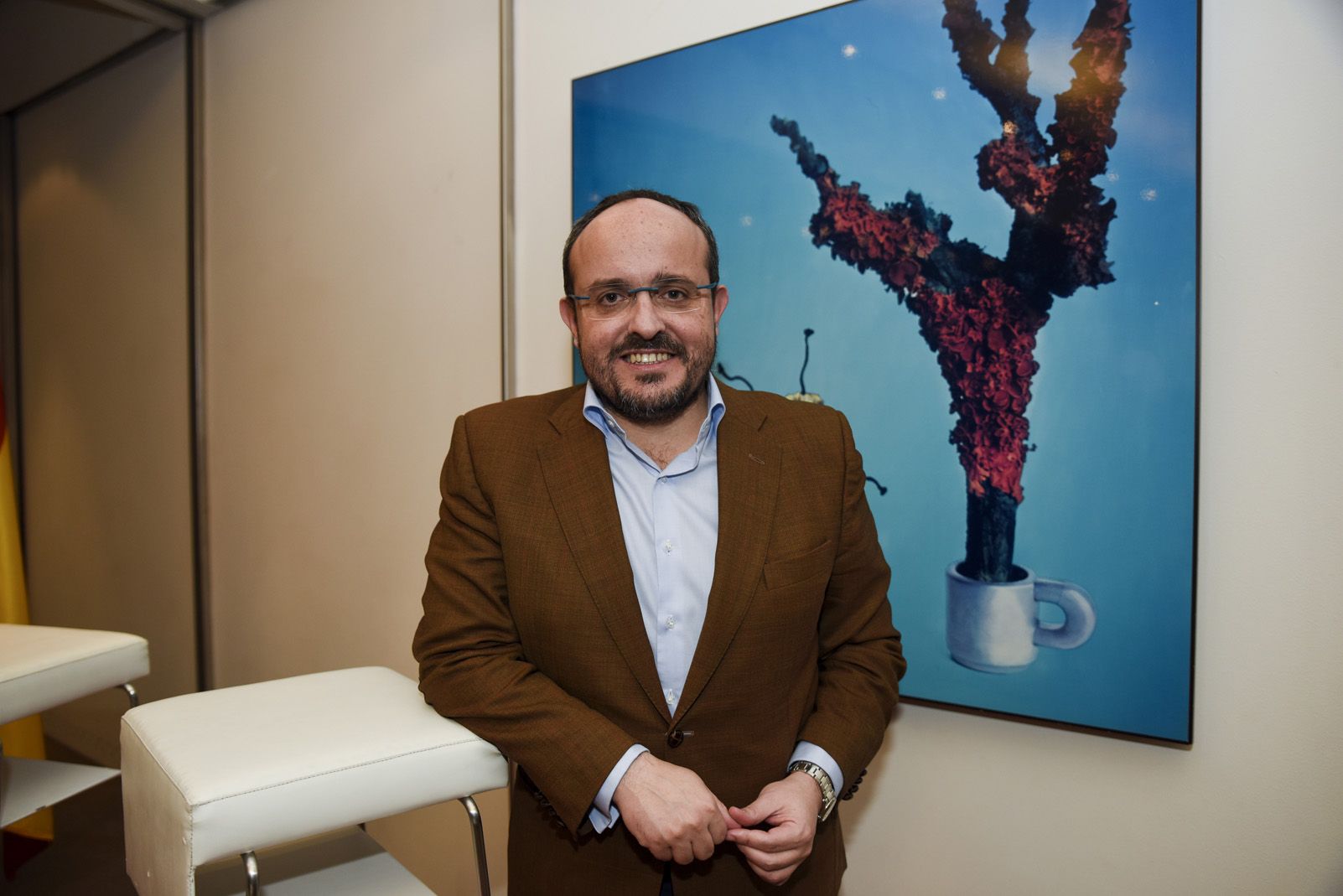 Alejandro Fernández, president del Partit Popular de Catalunya, en la seva visita a Sant Cugat. FOTO: Bernat Millet