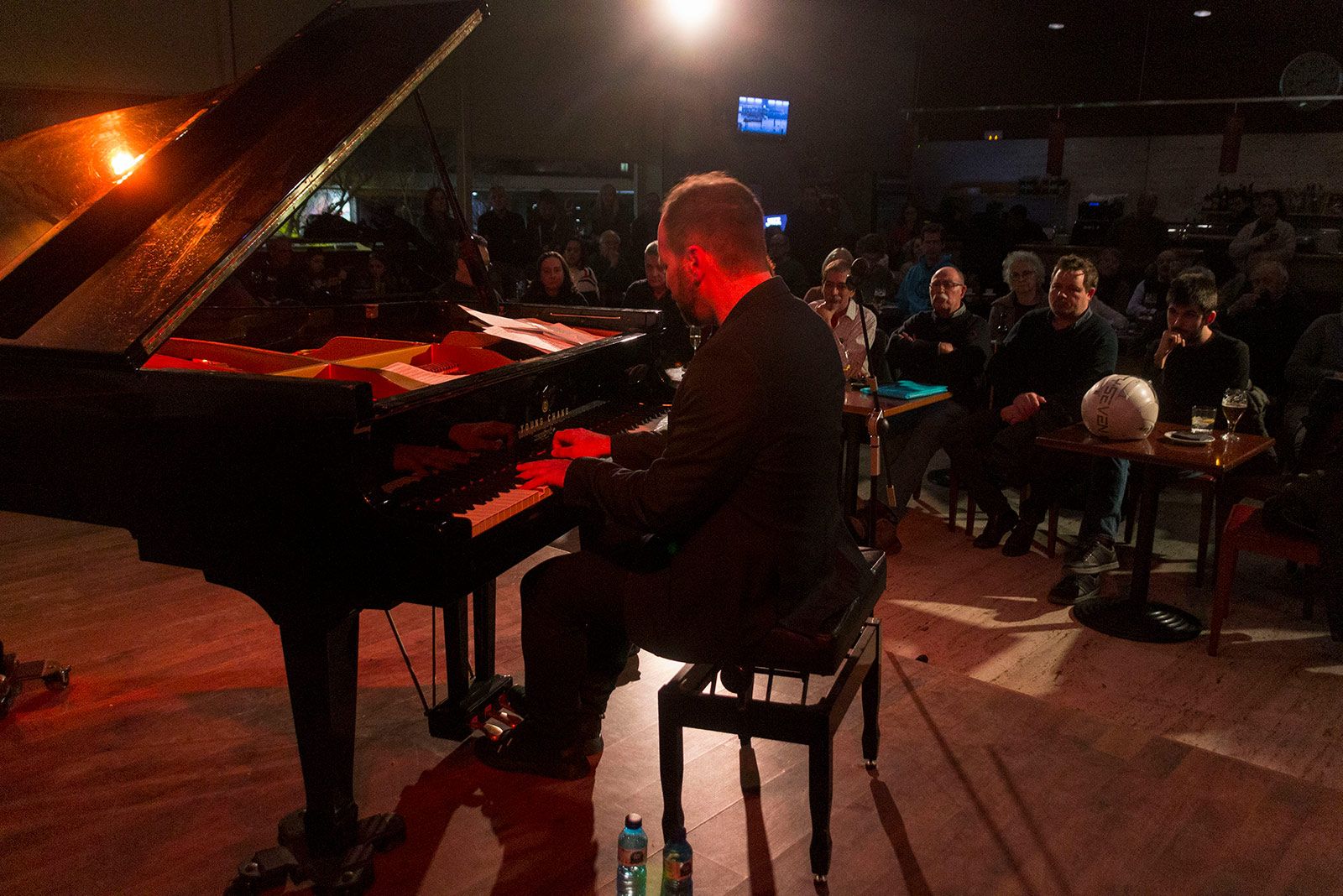 Jazzenviu al Cafè Auditori amb Roger Mas. FOTO: Paula Galván