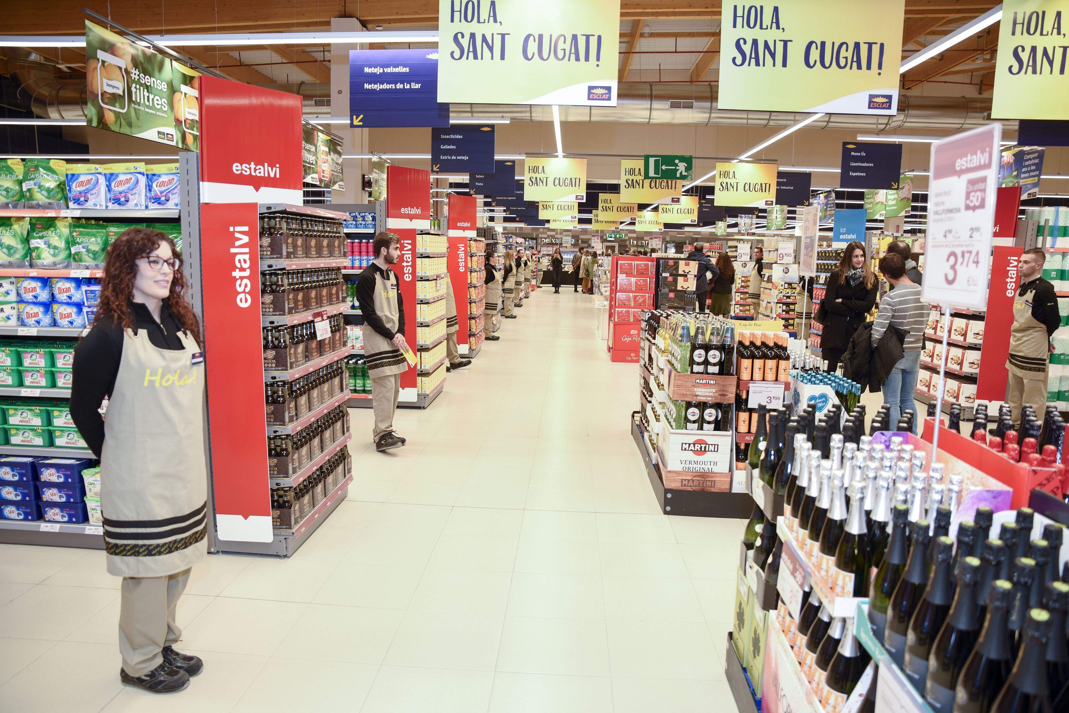 Imatge de la inauguració de Bon Preu i Esclat. FOTO: Bernat Millet