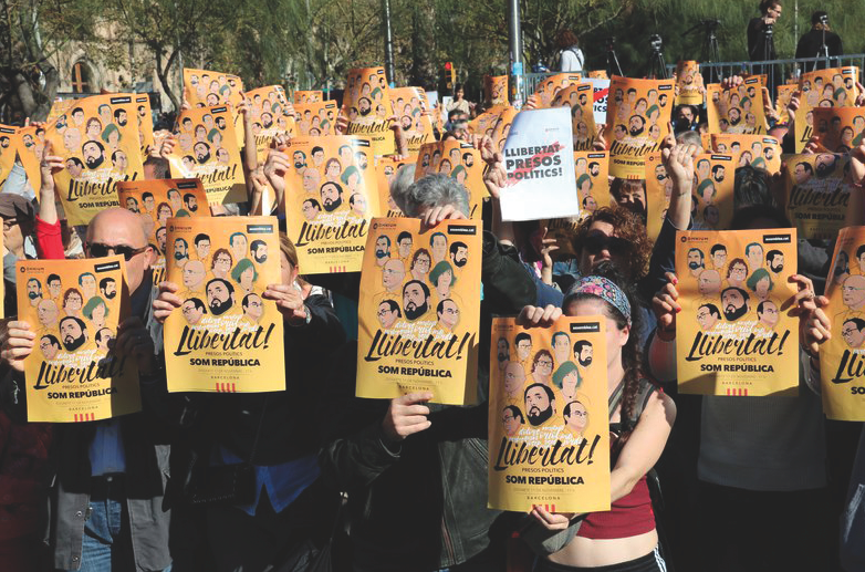 Dignes i indignes. FOTO: Cedida 