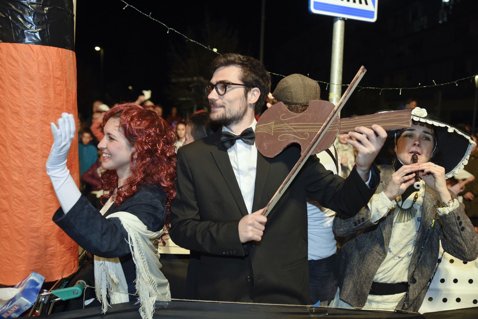 Rua i concurs de comparses de Carnaval. Foto: Bernat Millet.