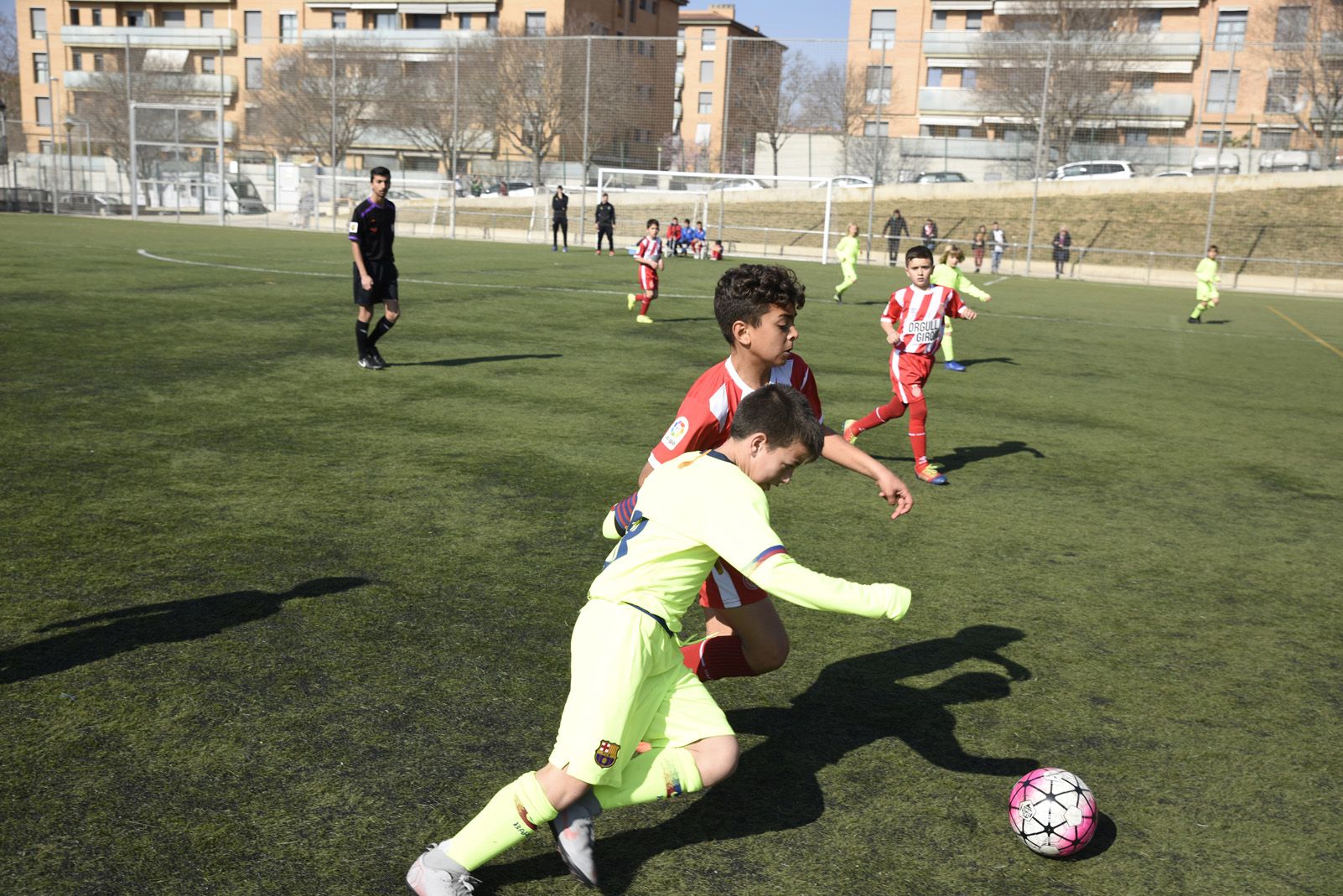 El FC Barcelona ha guanyat les tres categories del 6è Torneig Solidari Vicente Ferrer Sant Cugat FC. FOTO: Bernat Millet