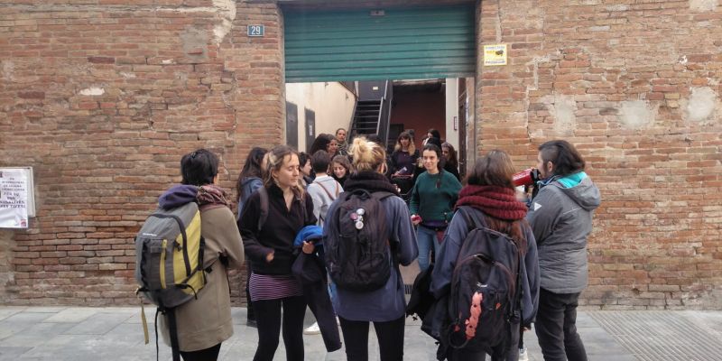 Els Piquets informatius a Cal Temerari. FOTO: Ferran Mitjà