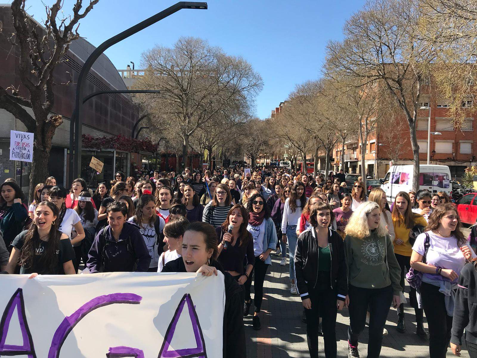 Gran manifestació feminista a Sant Cugat FOTO: Bernat Millet