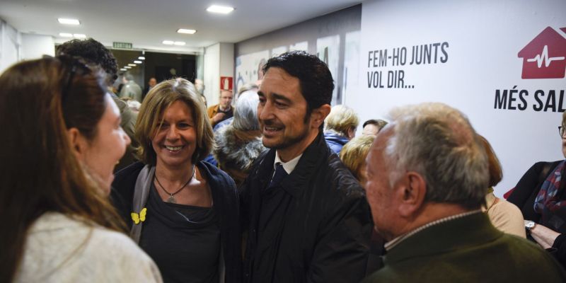 Fortuny i Calvet durant l'acte al local de Junts per Sant Cugat. FOTO: Bernat Millet