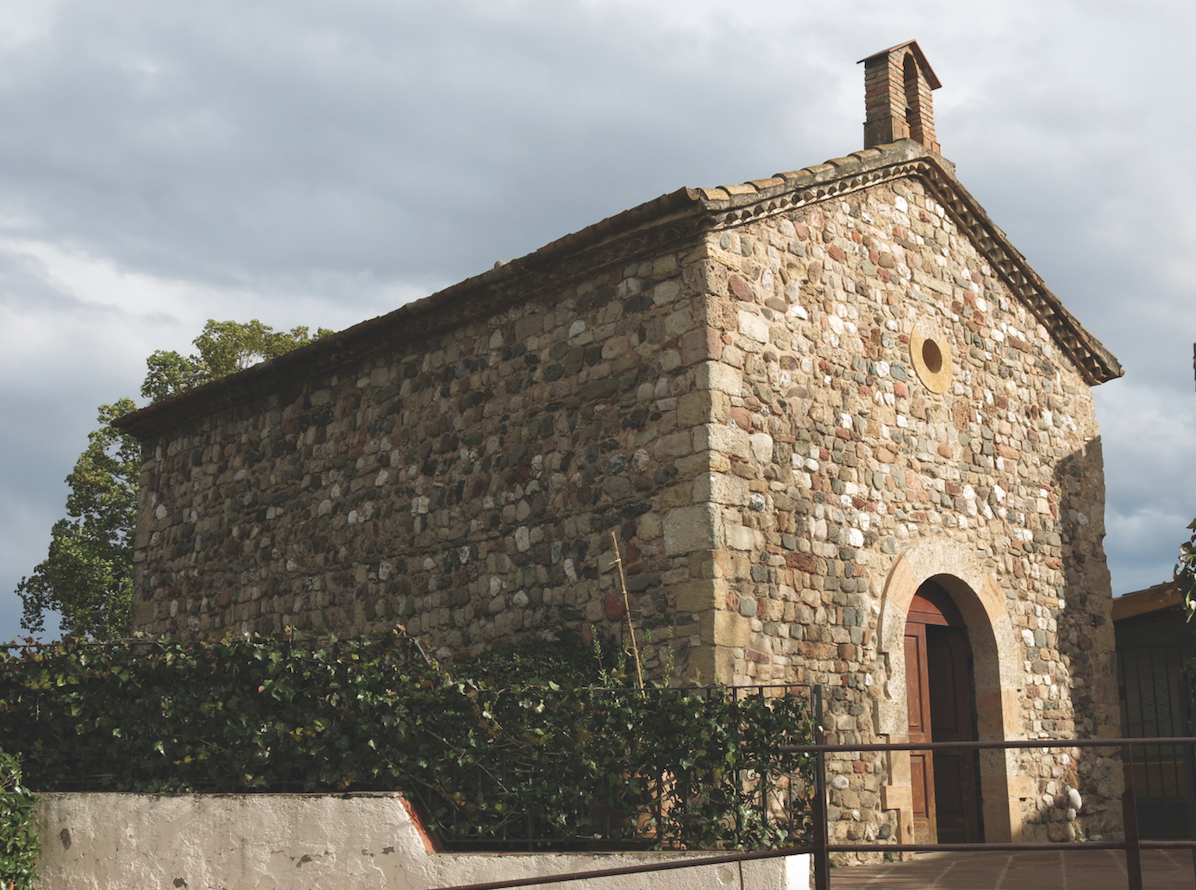 Vista lateral de la capella de Sant Llorenç. Foto: Cedida