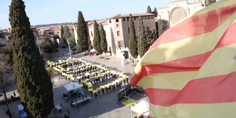El mosaic d'Òmnium des de Cal Gerrer. FOTO: Lali Álvarez