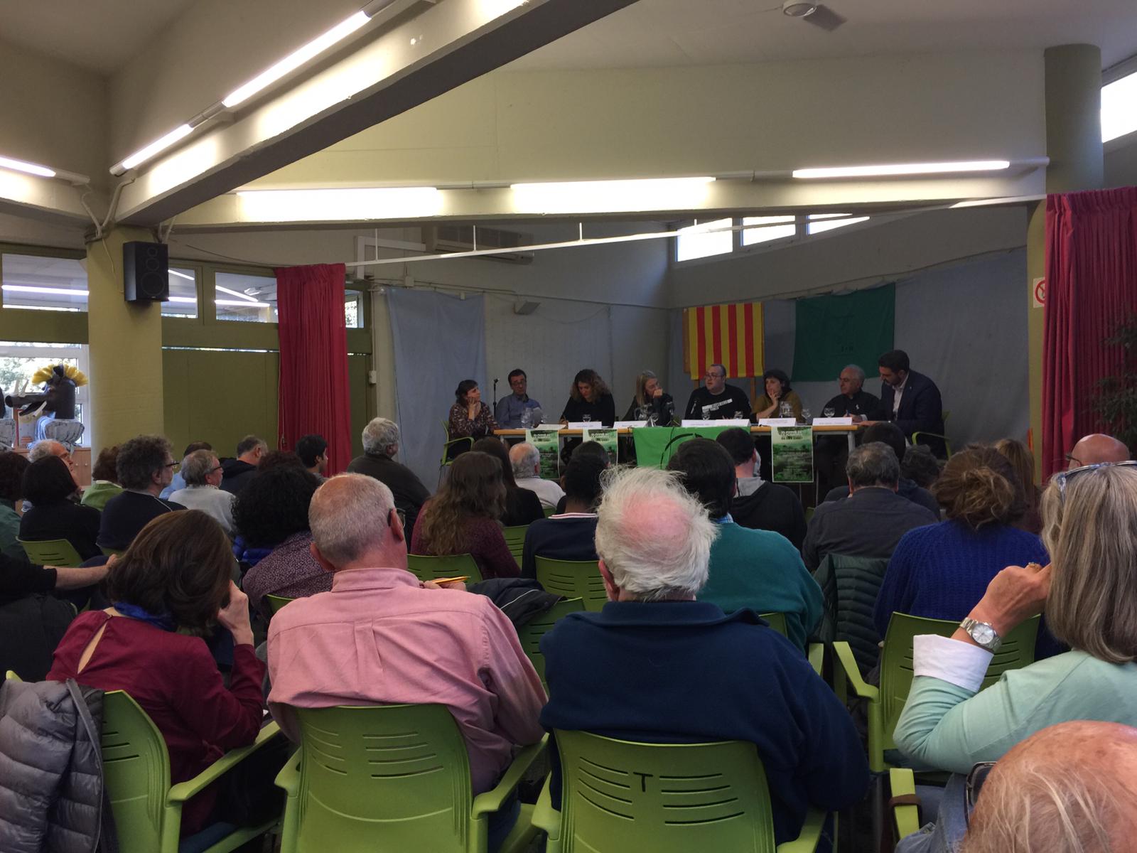 Debat de representants polítics a la Floresta. FOTO: Ferran Mitjà