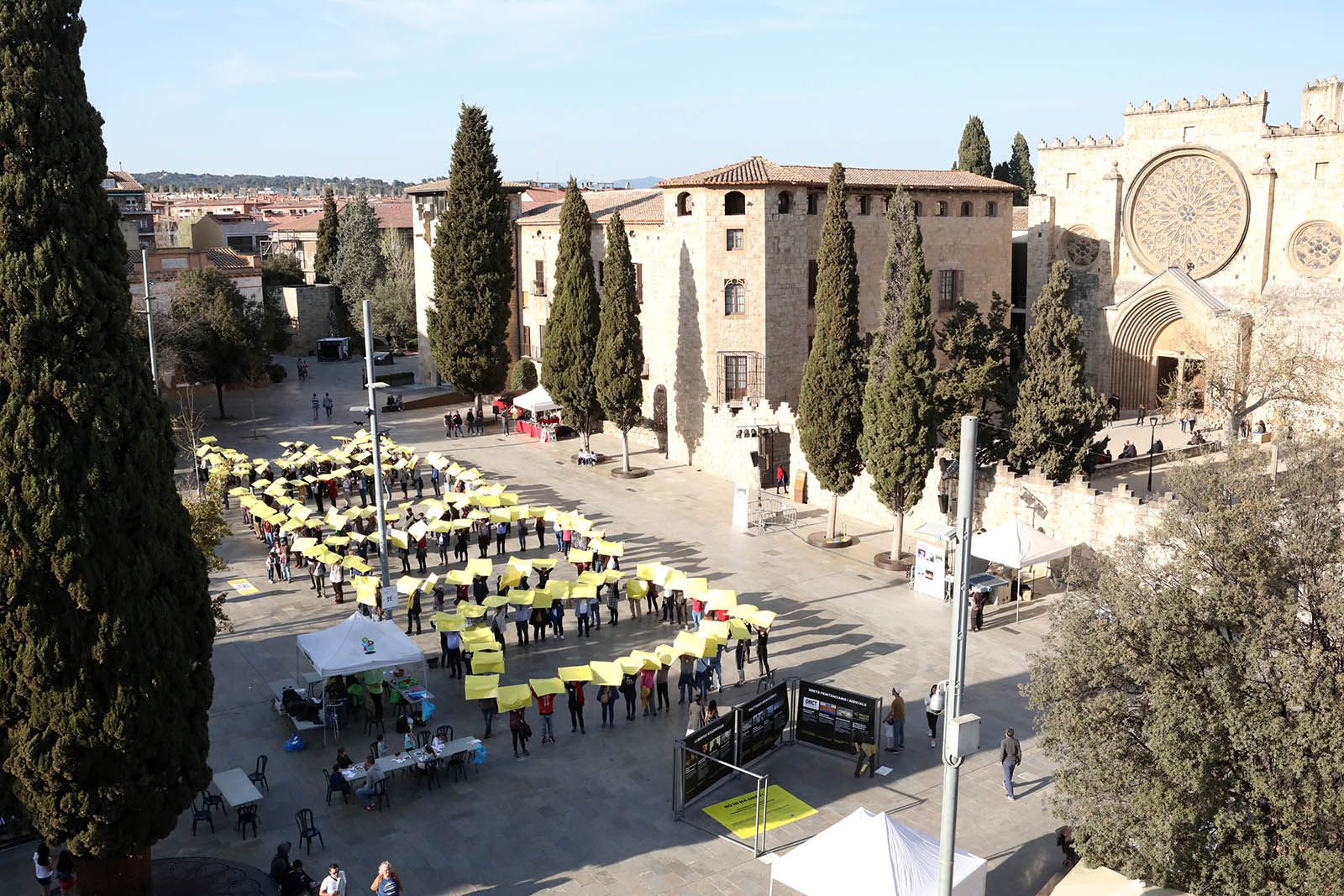 Mega foto d'Òmnium. Foto: Lali Álvarez