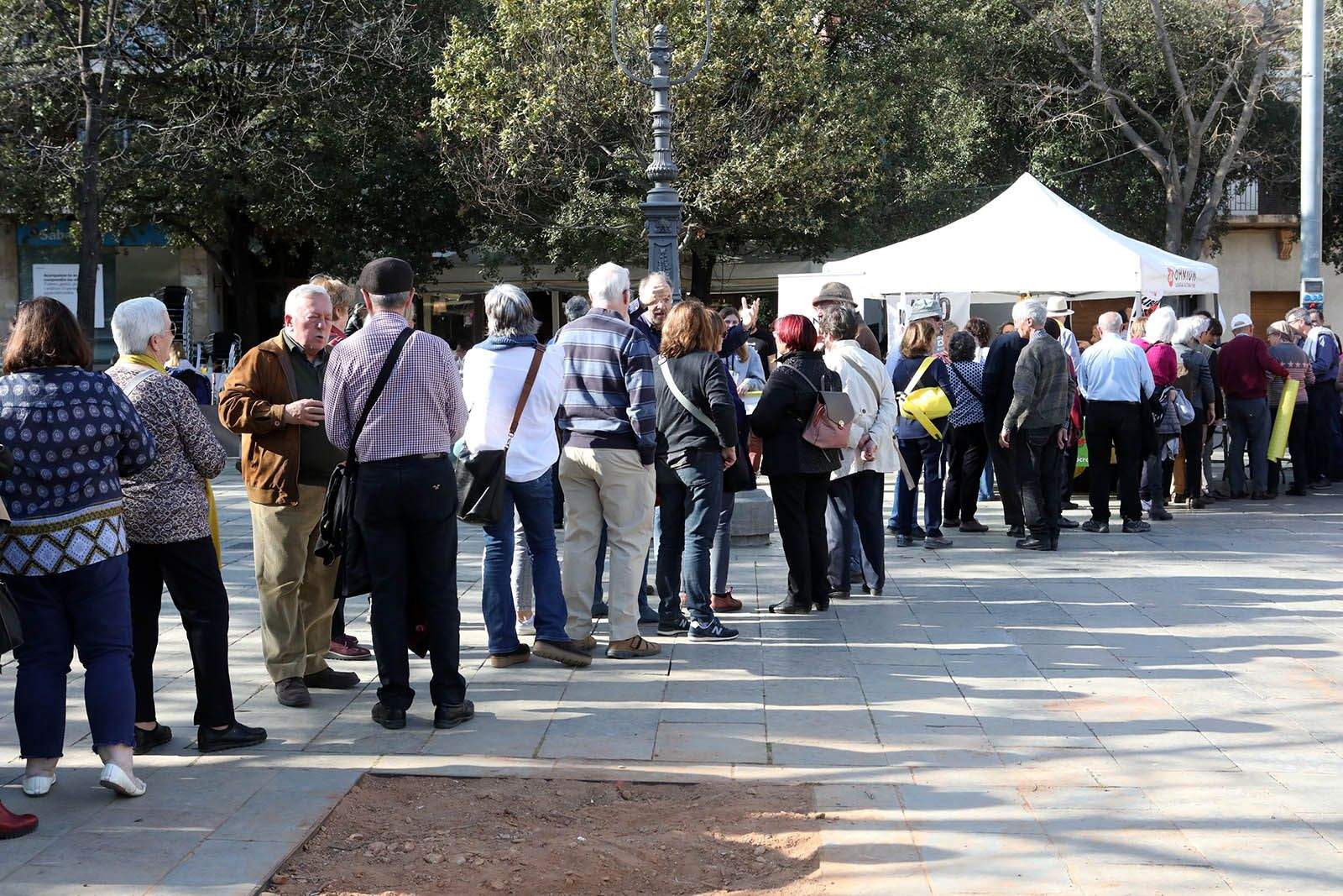 Mega foto d'Òmnium. Foto: Lali Álvarez