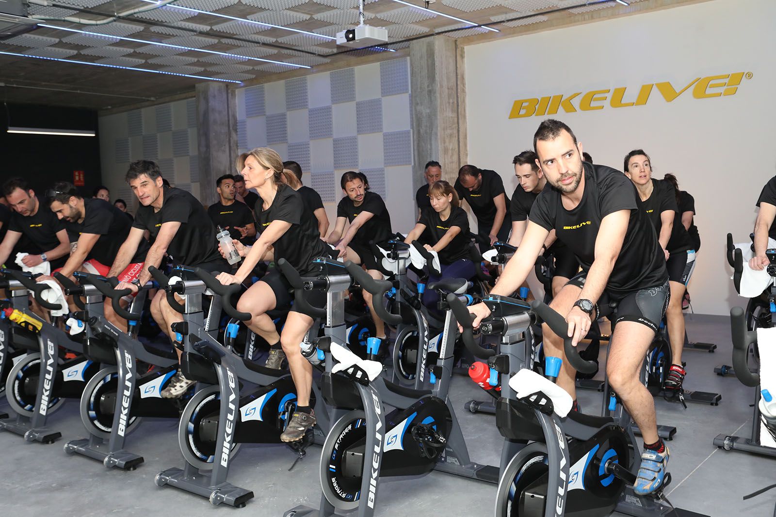 Inauguració de 'Bikelive' de Vollpelleres. Foto: Lali Álvarez