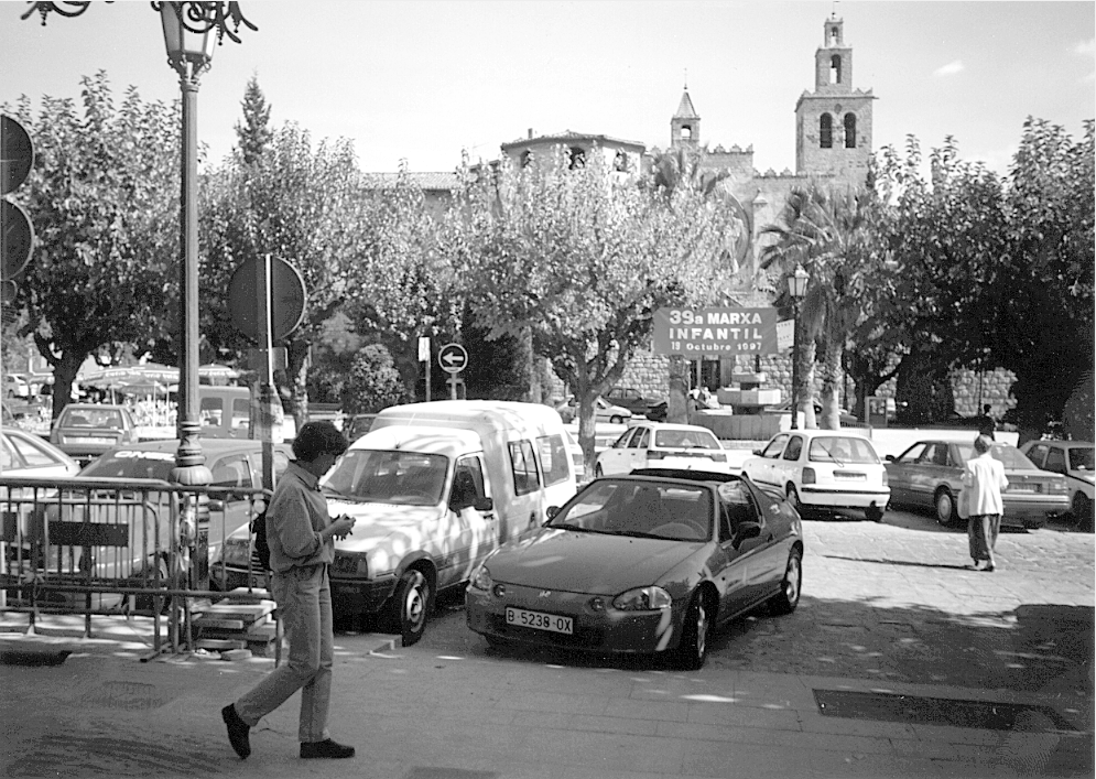 PL. OCTAVIA octubre 1997 marxa infantil monestir arxiu