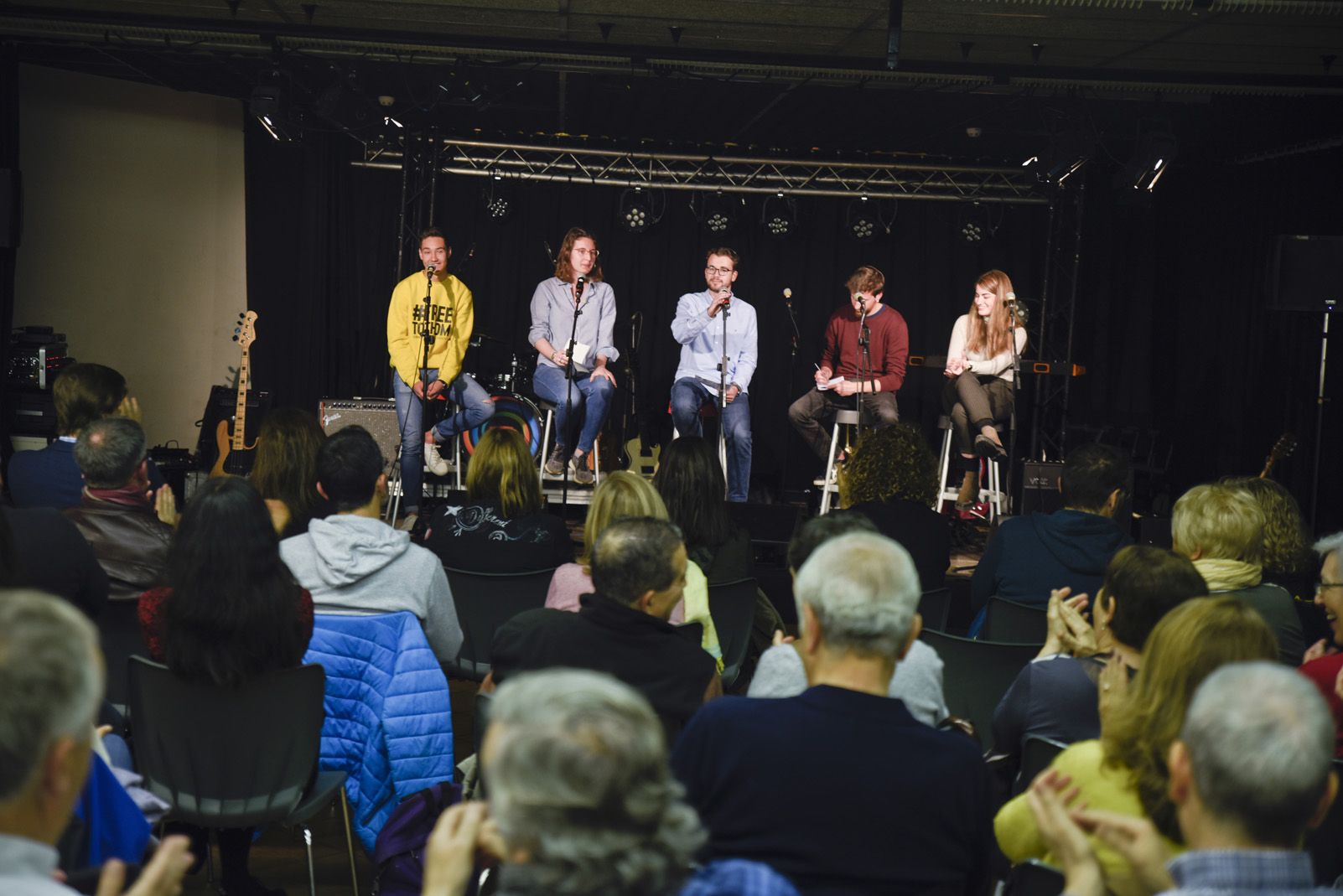 Debat ANJI dels joves politics independentistes de Sant Cugat. Foto: Bernat Millet.