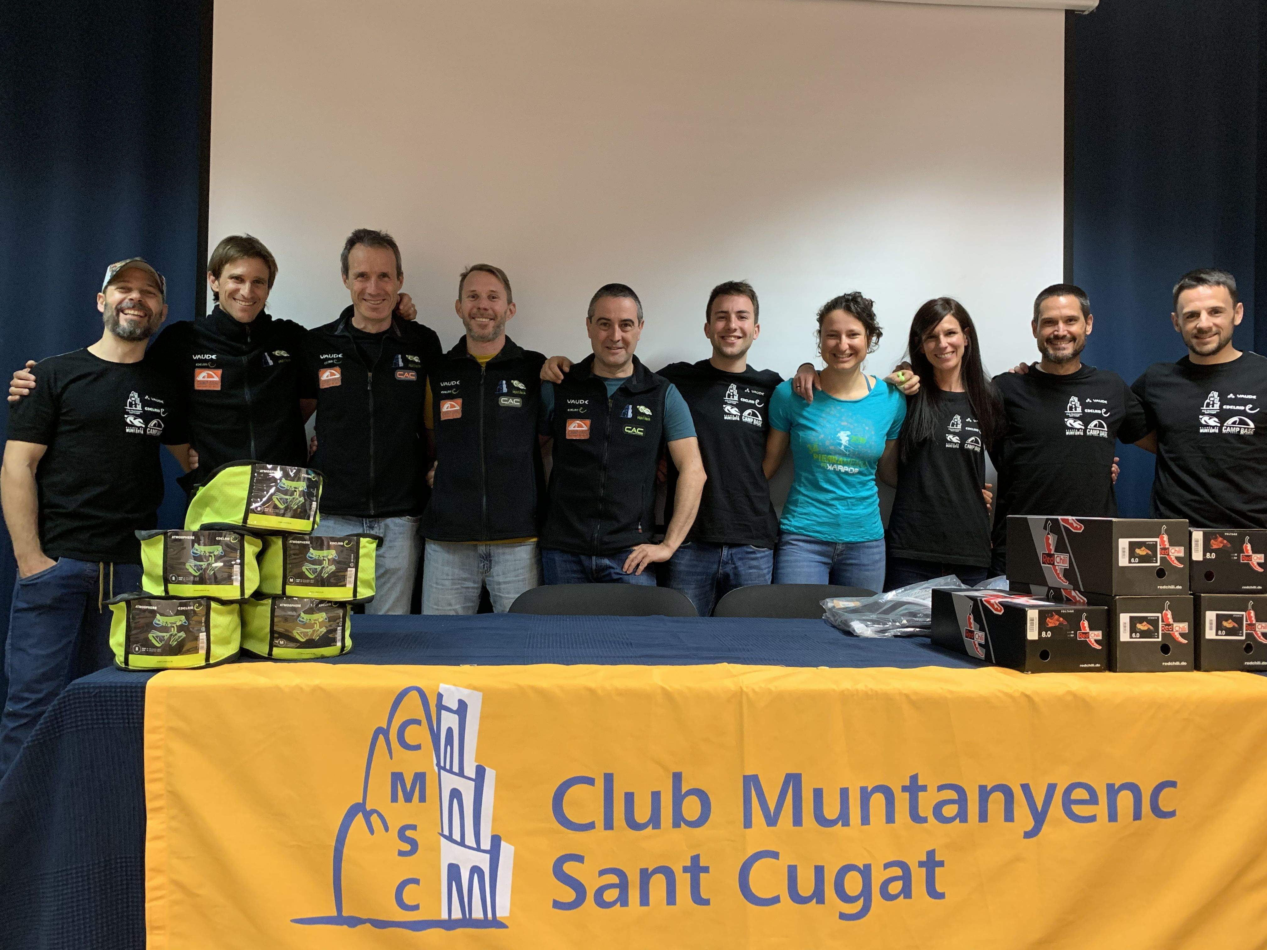 Els esportistes de les tres seccions competitives (escalada, trail running i esquí de muntanya) de l'Escola de Muntanya del Club Muntanyenc Sant Cugat. FOTO: Àlex López Puig