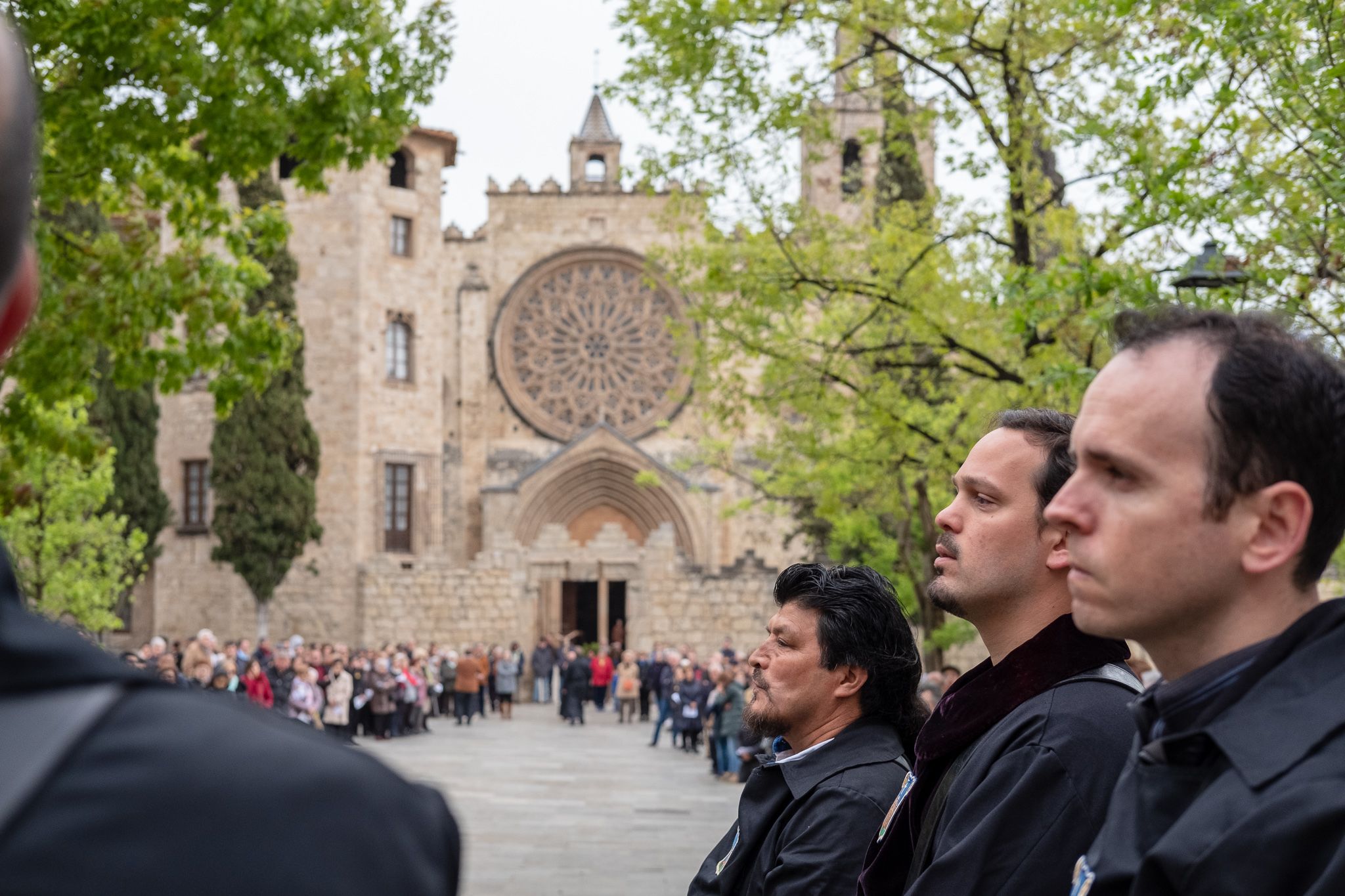 El Via Crucis ha desfilat pel centre de Sant Cugat. FOTO: Alex Gómez