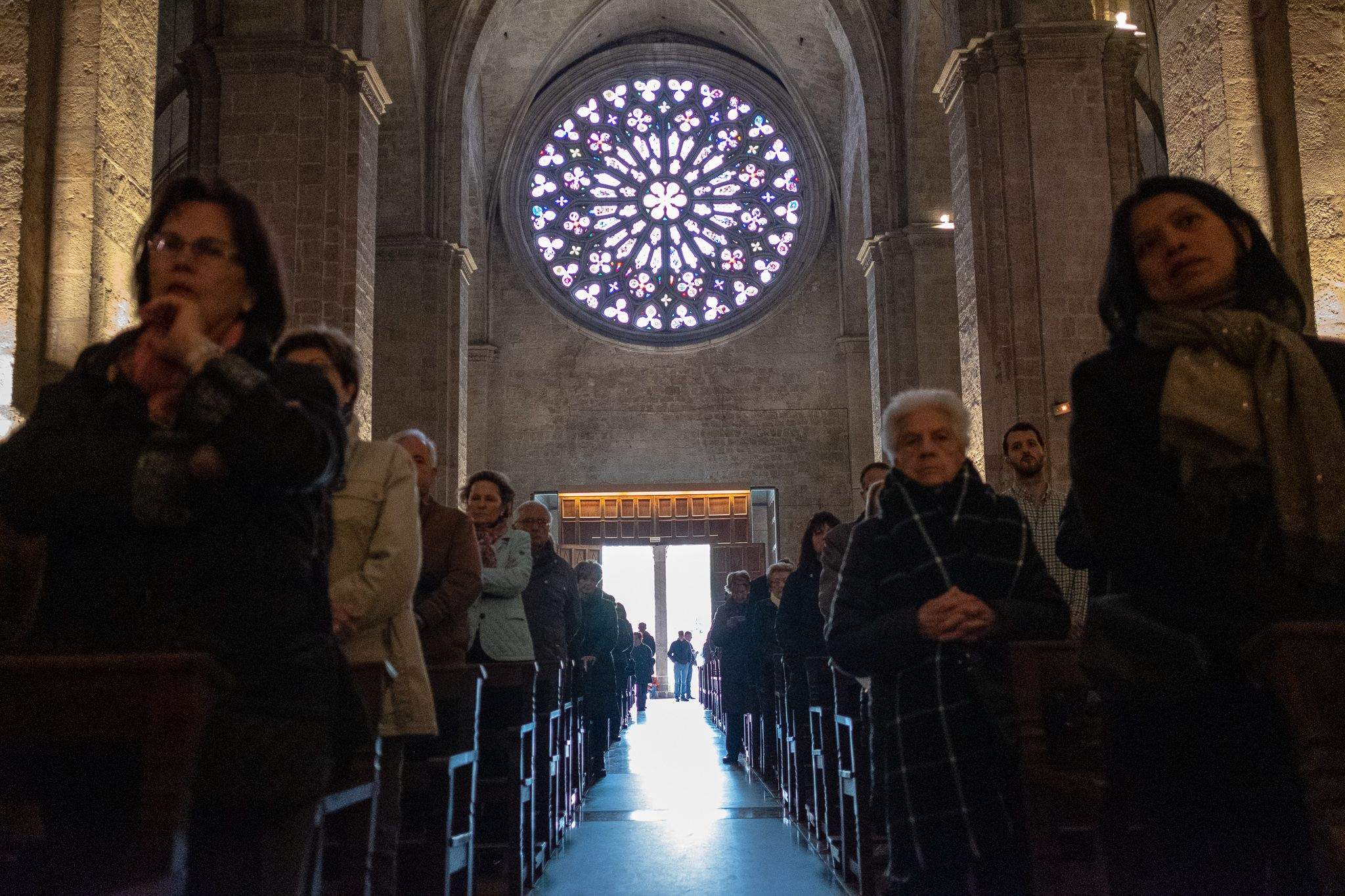 El Via Crucis ha desfilat pel centre de Sant Cugat. FOTO: Alex Gómez