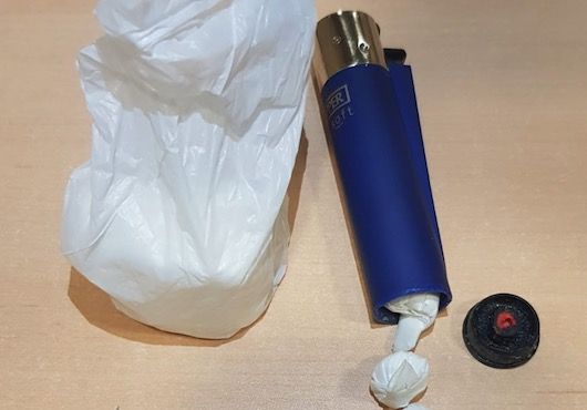 Material que portava a sobre el detingut. FOTO: Ajuntament de Sant Cugat