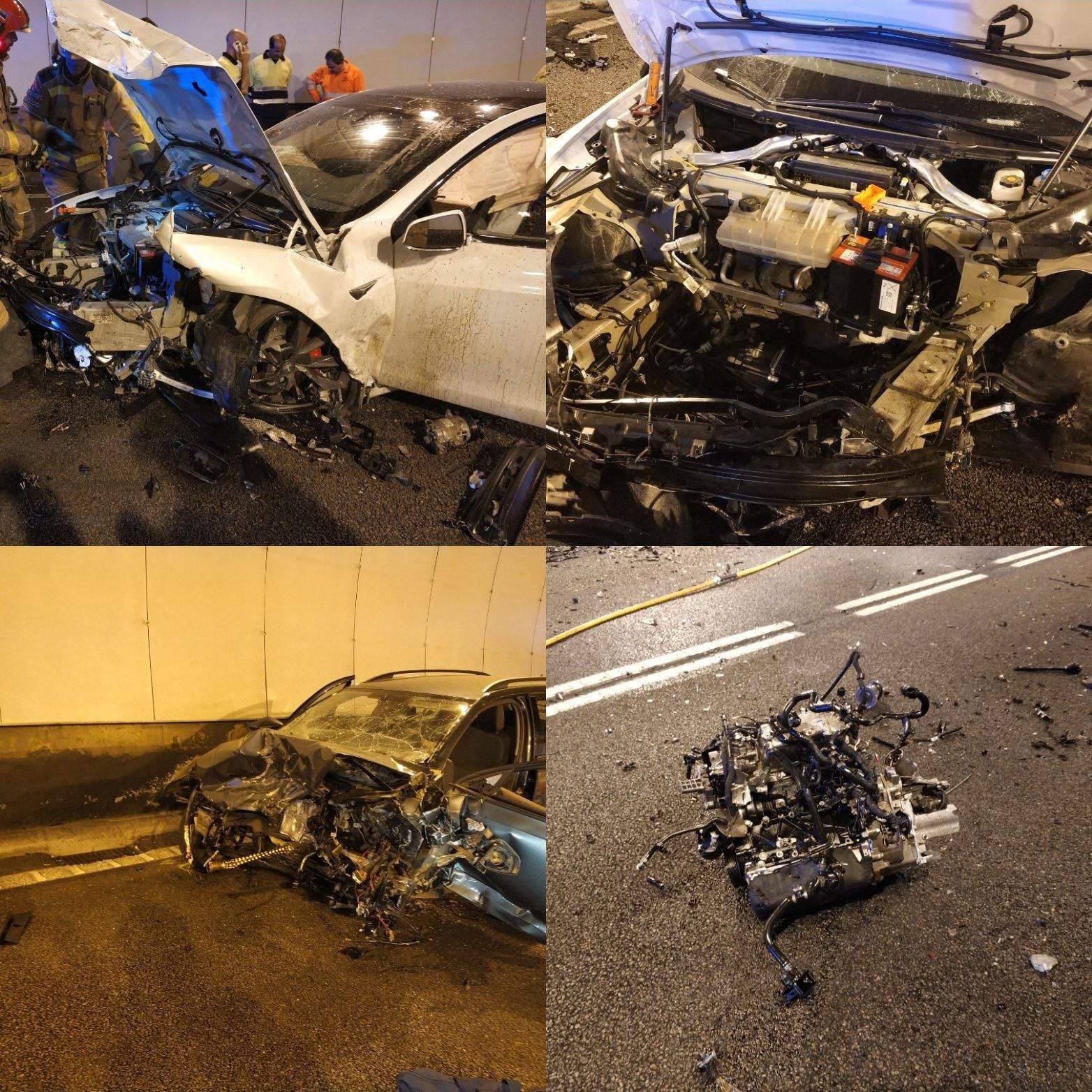 Així han quedat els vehicles que han patit l'accident. FOTO: Cedida