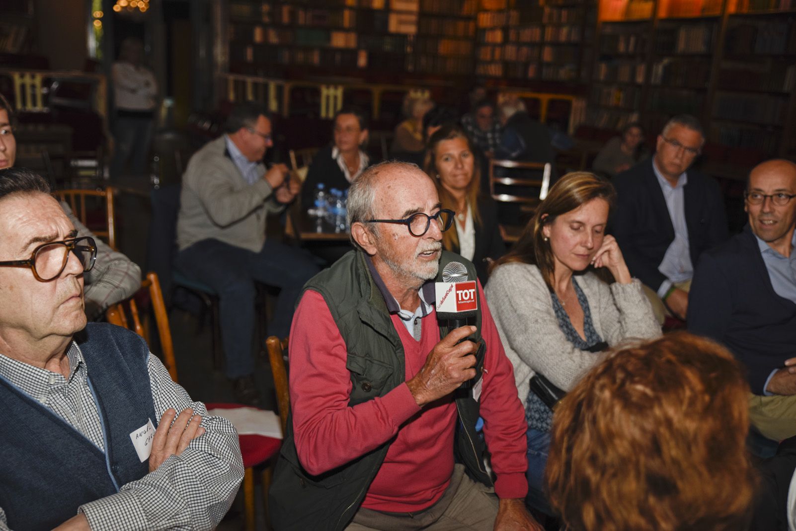 Debat electoral sobre seguretat mobilitat. Foto: Bernat Millet.