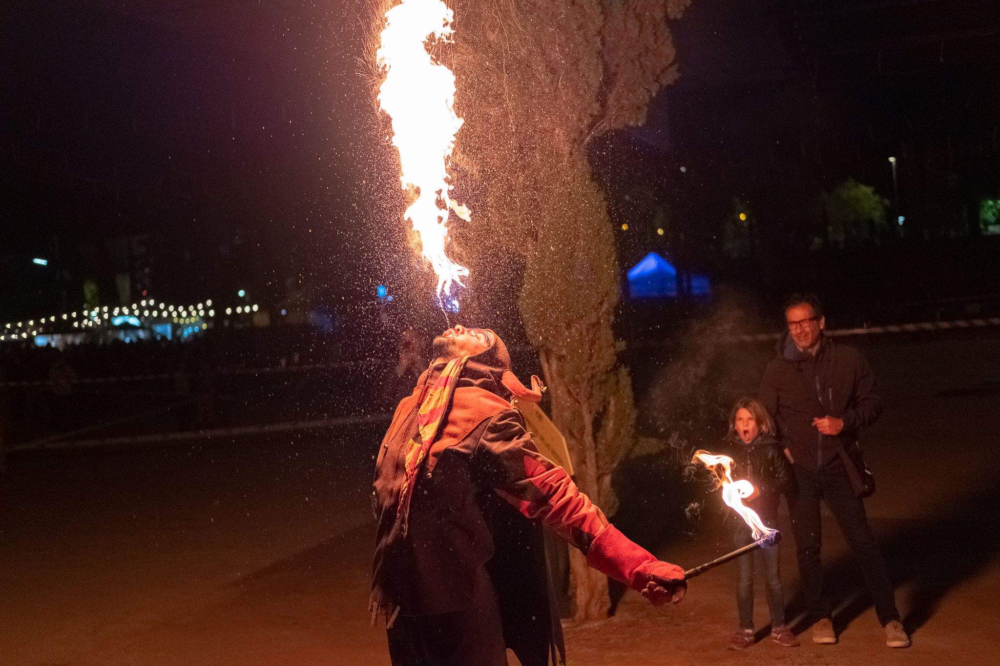 El correfocs al parc Ramón Barnils. FOTO: Ale Gómez