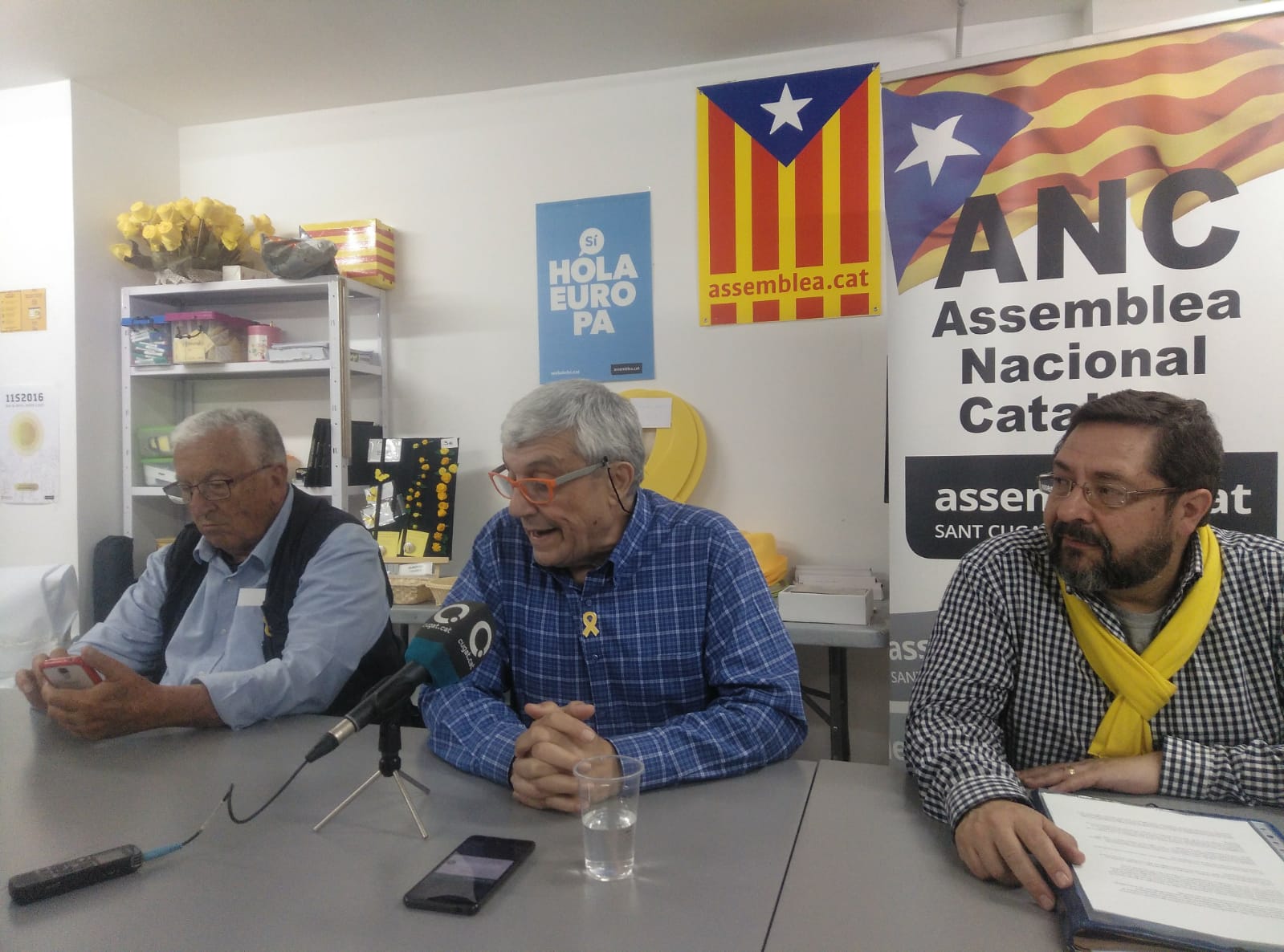 Roda de premsa de l'ANC Sant Cugat per la Independència. FOTO: TOT Sant Cugat