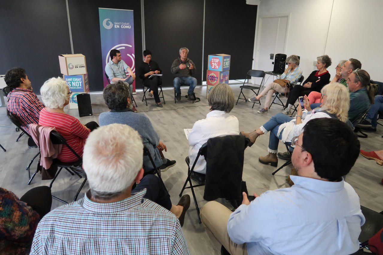 Trobada de Sant Cugat en Comú amb veïns de Mira-sol FOTO: Cedida