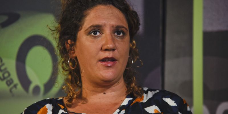 Núria Gibert al debat electoral dels candidats a l'alcaldia. Foto: Bernat Millet.