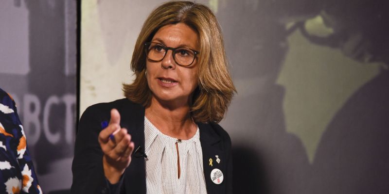 Carmela Fortuny al debat electoral dels candidats a l'alcaldia. Foto: Bernat Millet.