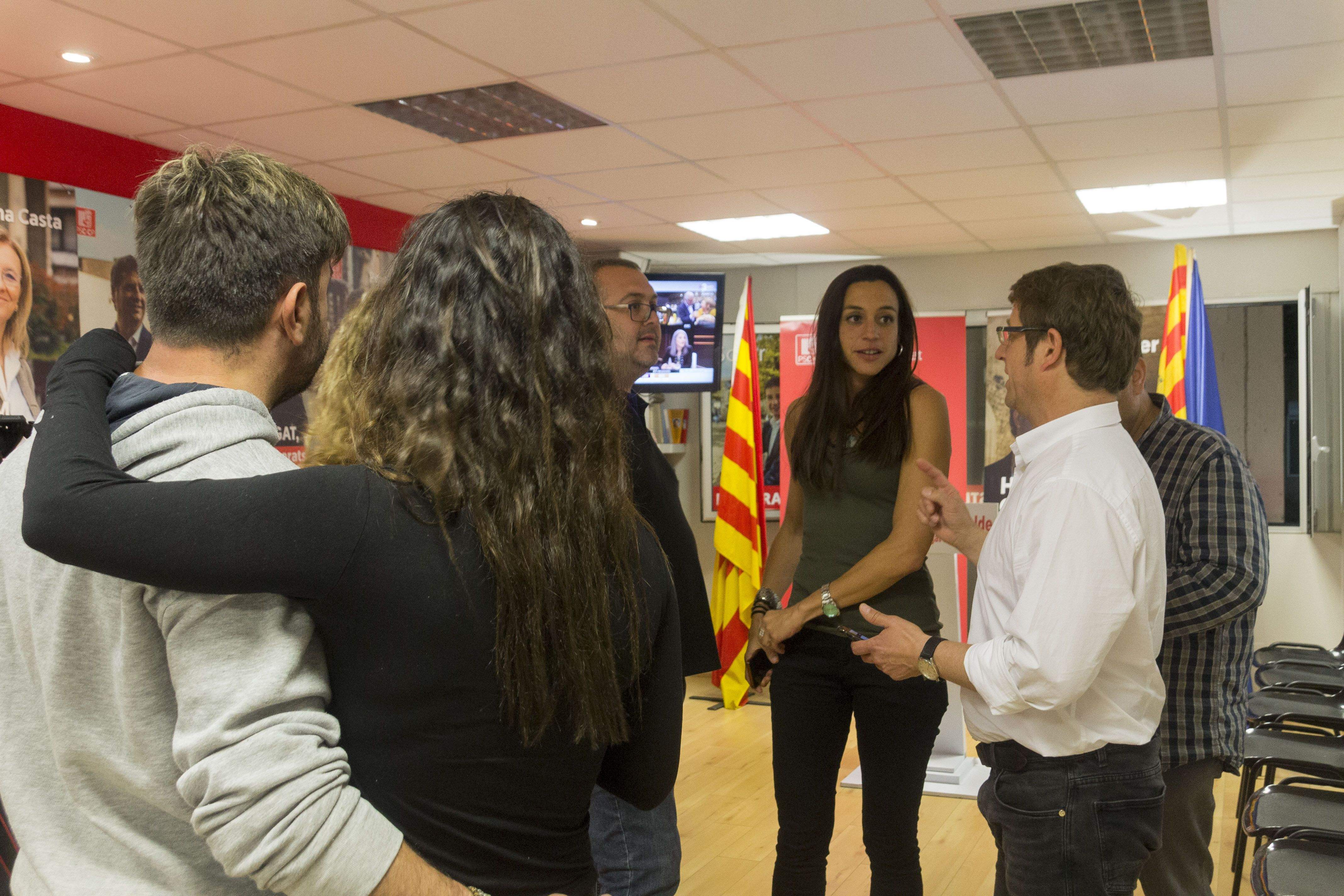 Nit electoral a la seu del PSC, amb Pere Soler a la dreta de la imatge. FOTO: Paula Galván