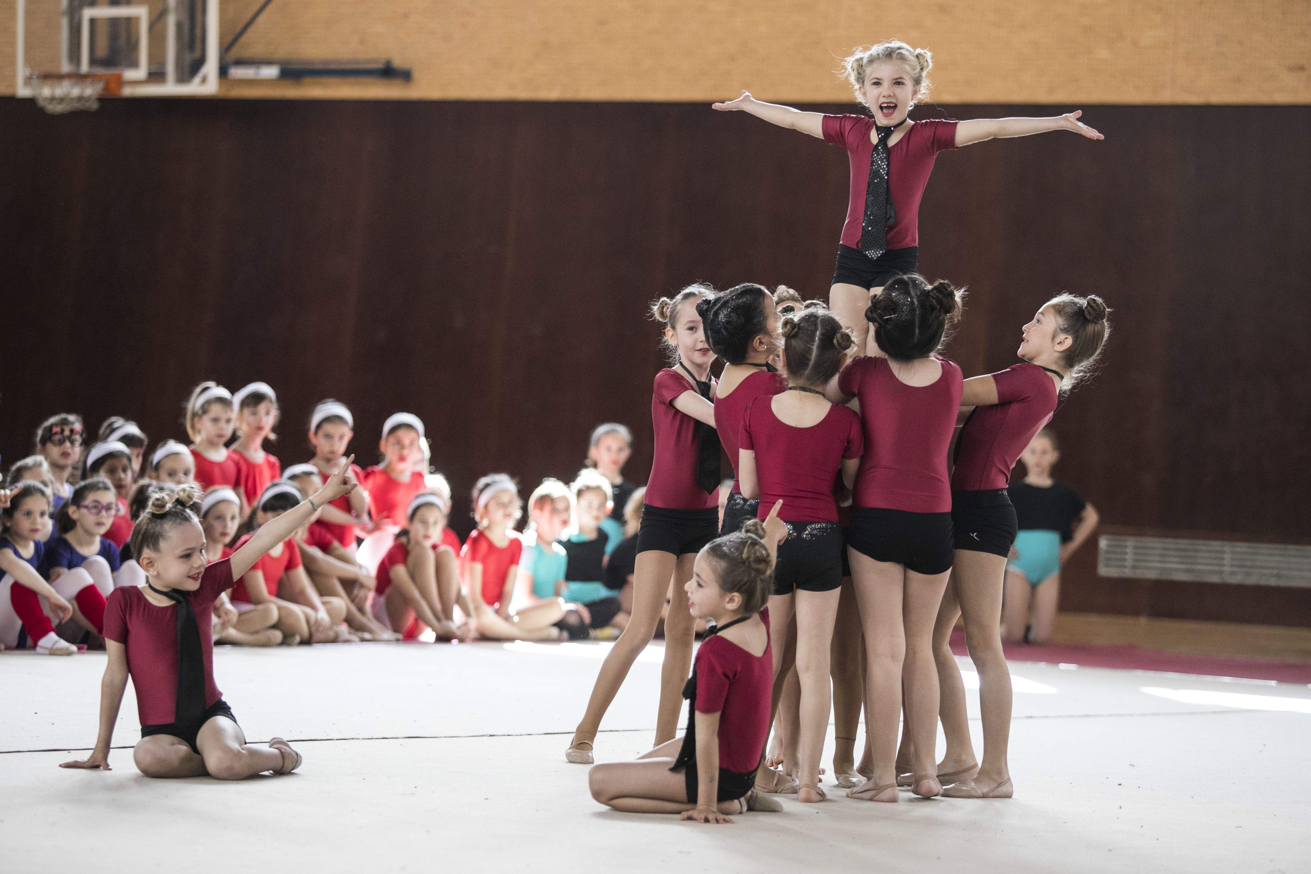 Imatge d'arxiu d'una jornada de gimnàstica rítmica. FOTO: Lali Puig