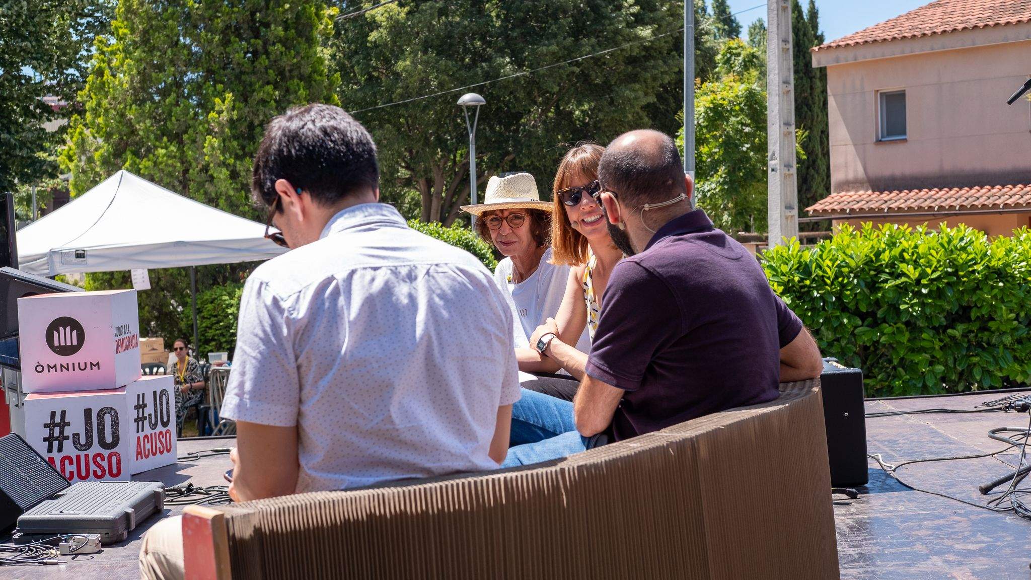 Botifarrada reivindicativa d'Òmnium Cultural a Sant Cugat. FOTO: Ale Gómez