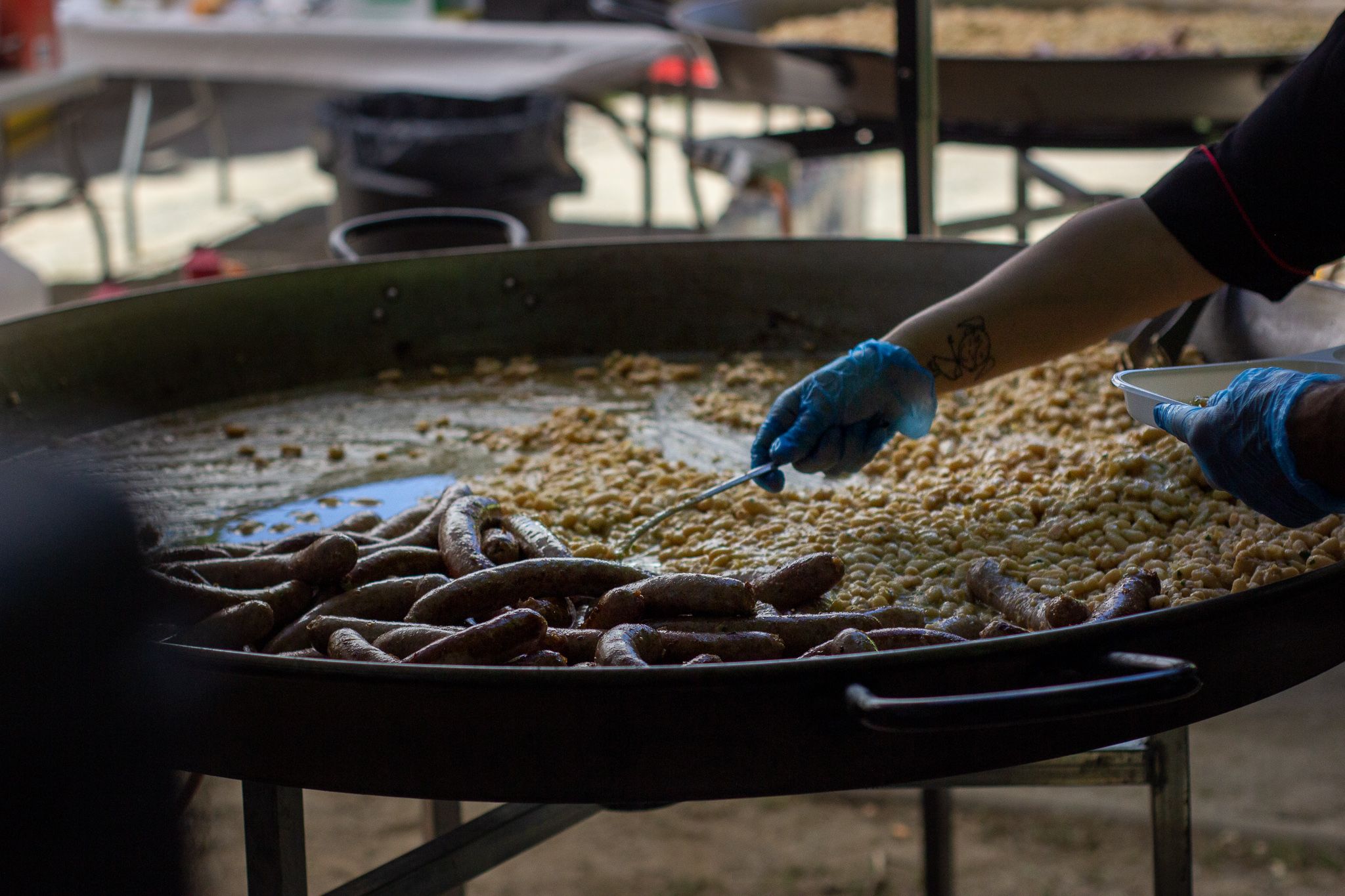 Botifarrada reivindicativa d'Òmnium Cultural a Sant Cugat. FOTO: Ale Gómez
