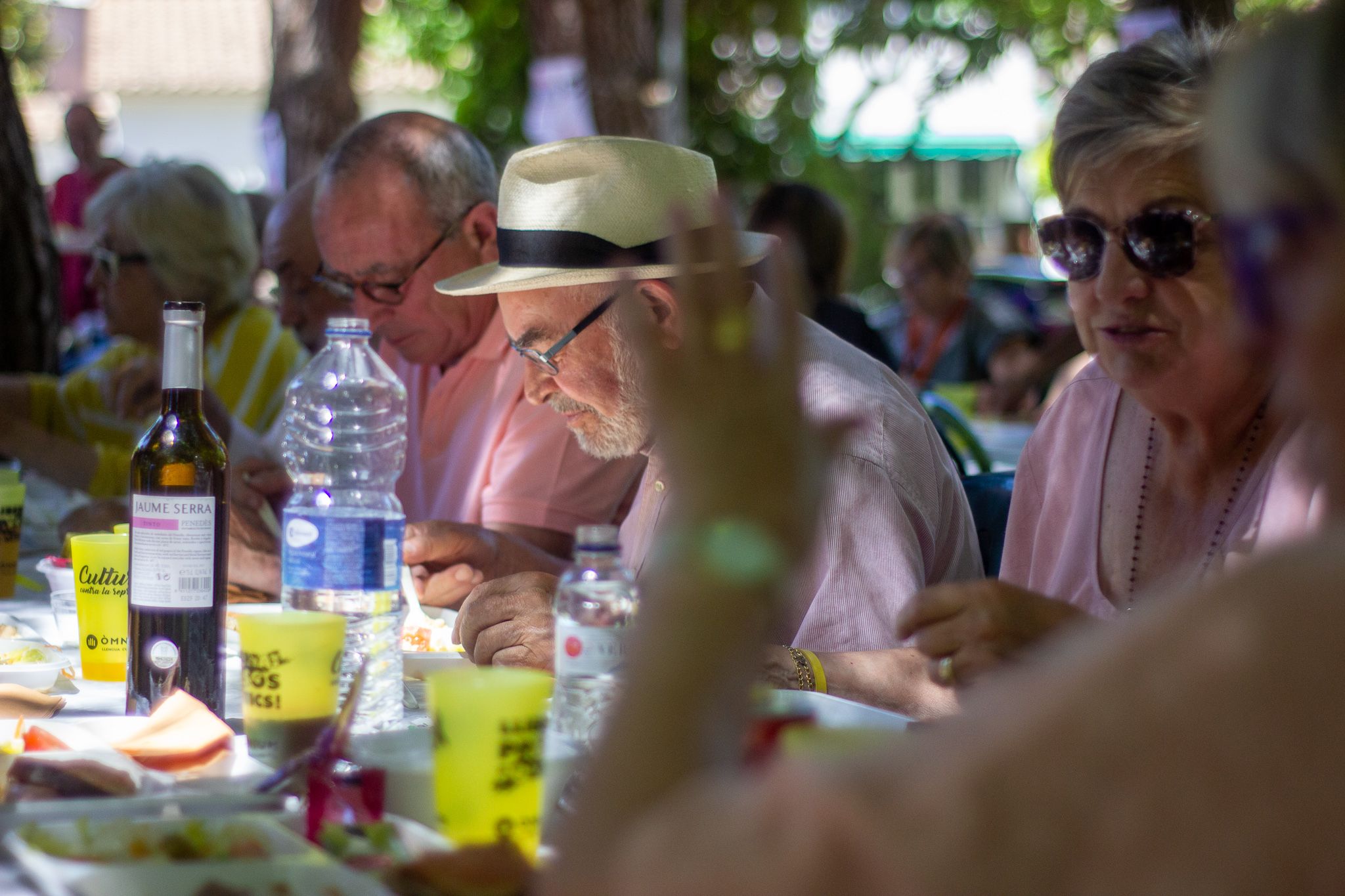 Botifarrada reivindicativa d'Òmnium Cultural a Sant Cugat. FOTO: Ale Gómez
